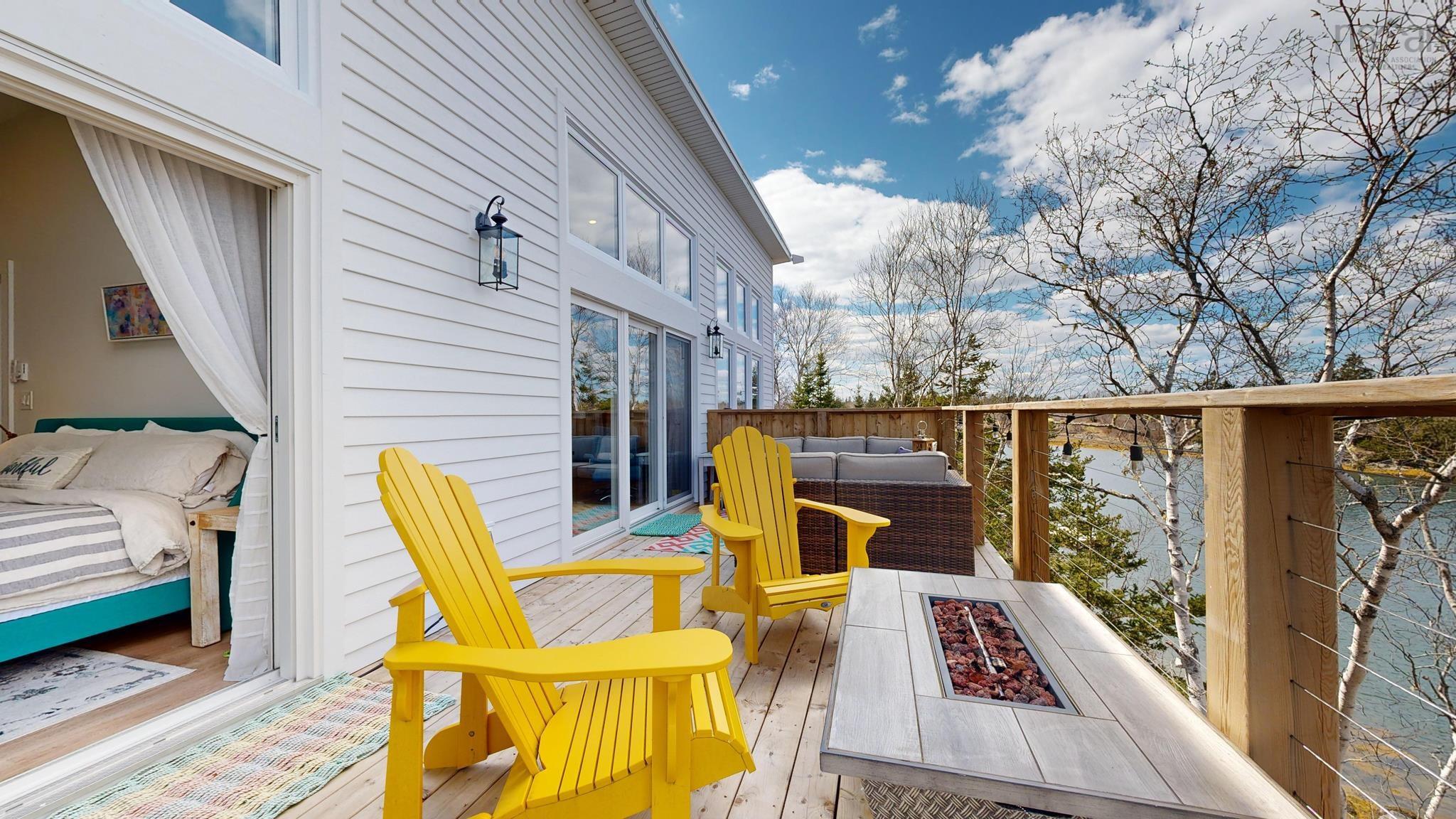 $849,000.00: 397 Stonehurst Road, Stonehurst North