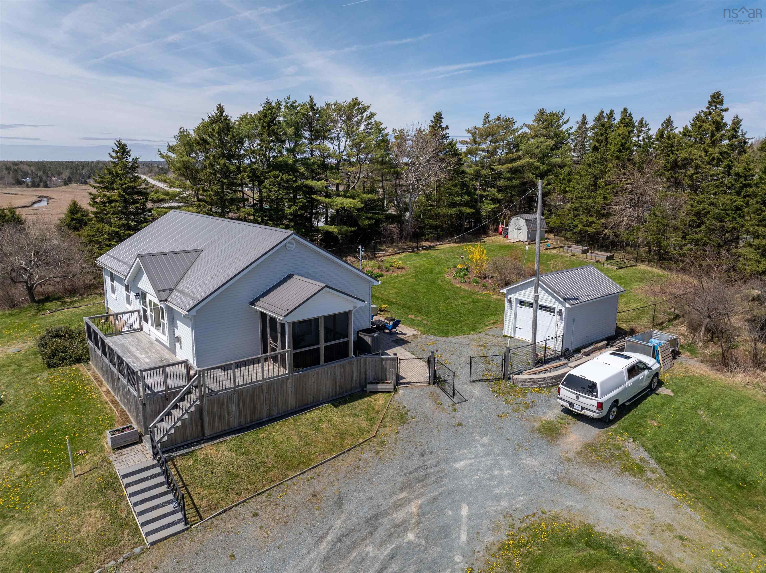 $499,900.00: 5666 Highway 7, Head Of Chezzetcook