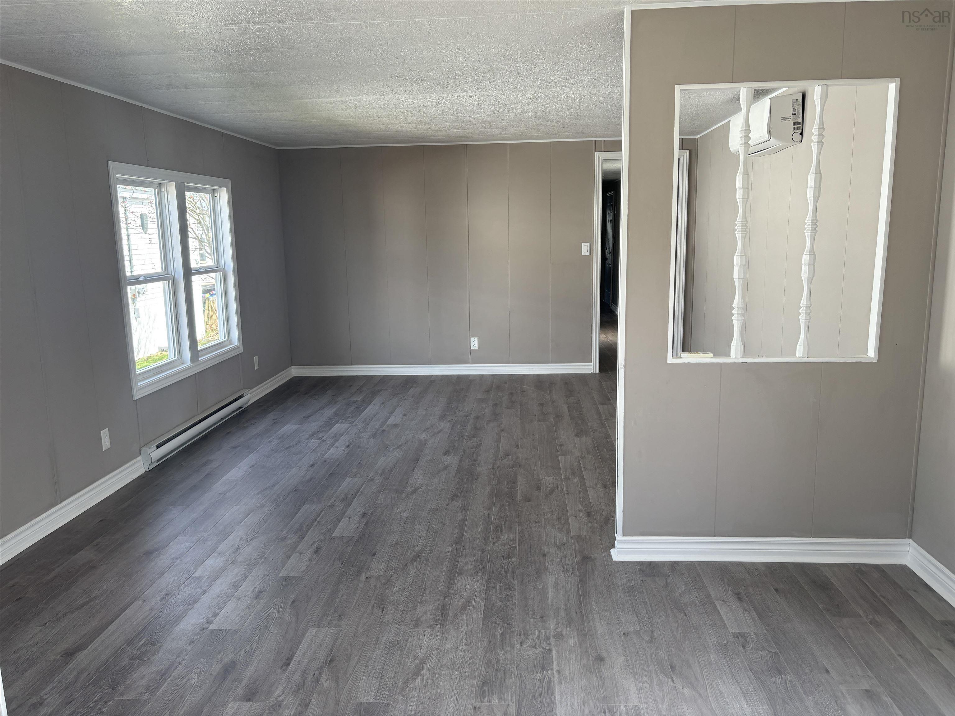 $229,900.00: 10 Bishop Avenue, Dartmouth