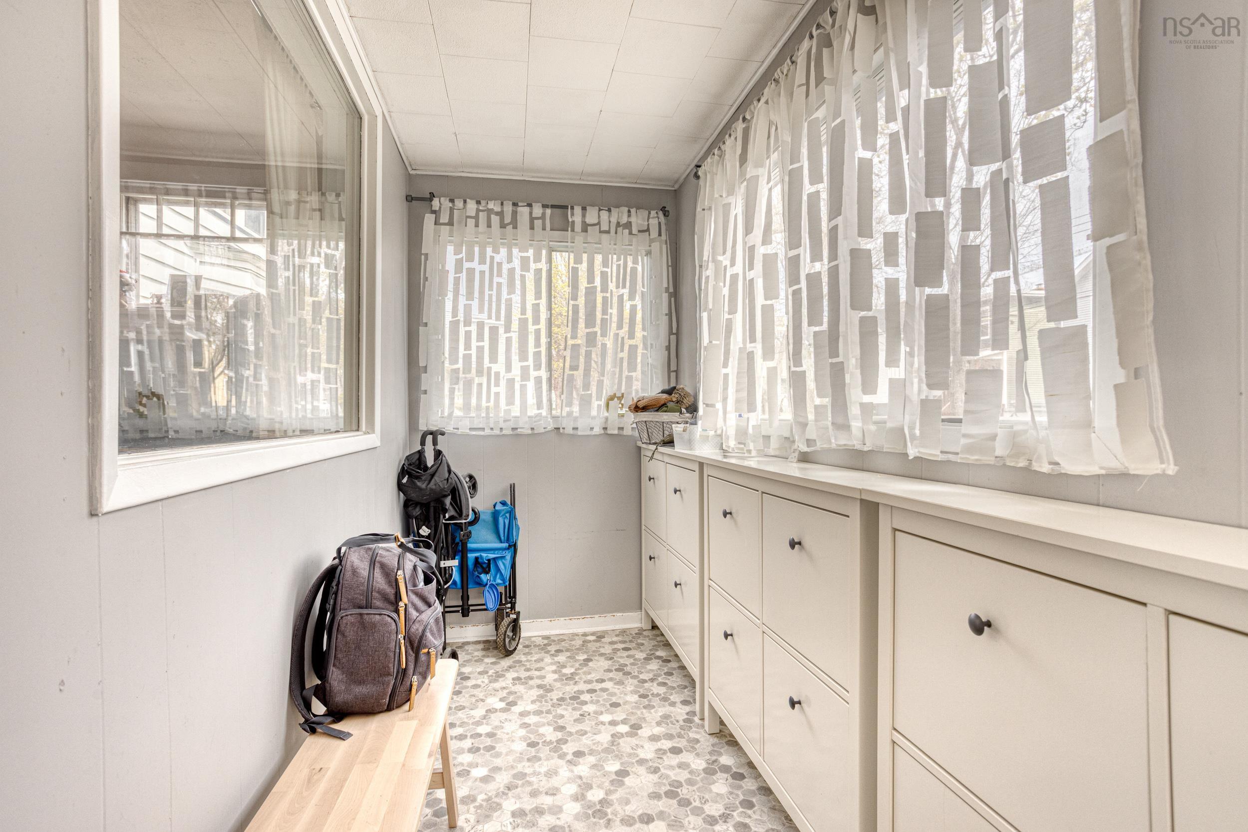 $699,500.00: 2536 Elm Street, Halifax