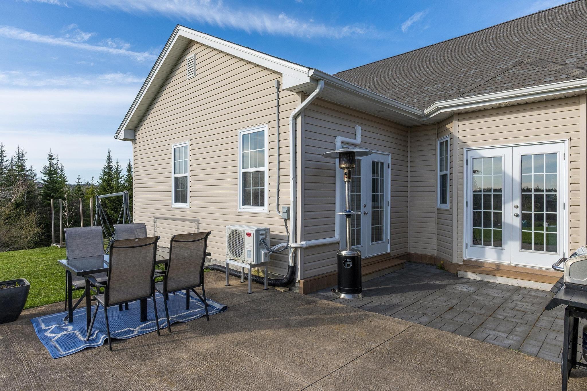 $725,000.00: 155 West Lawrencetown Road, Lawrencetown