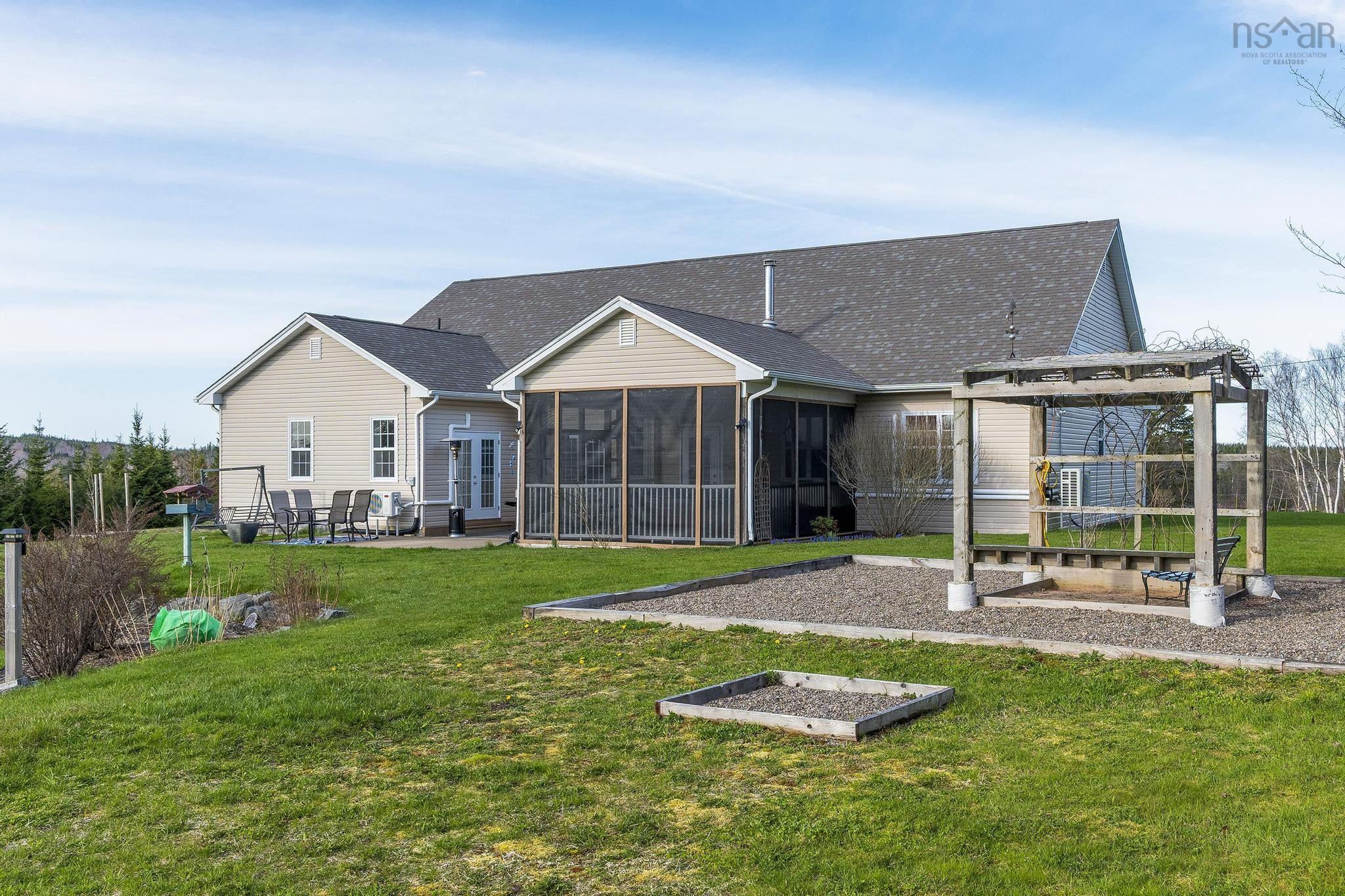 $725,000.00: 155 West Lawrencetown Road, Lawrencetown