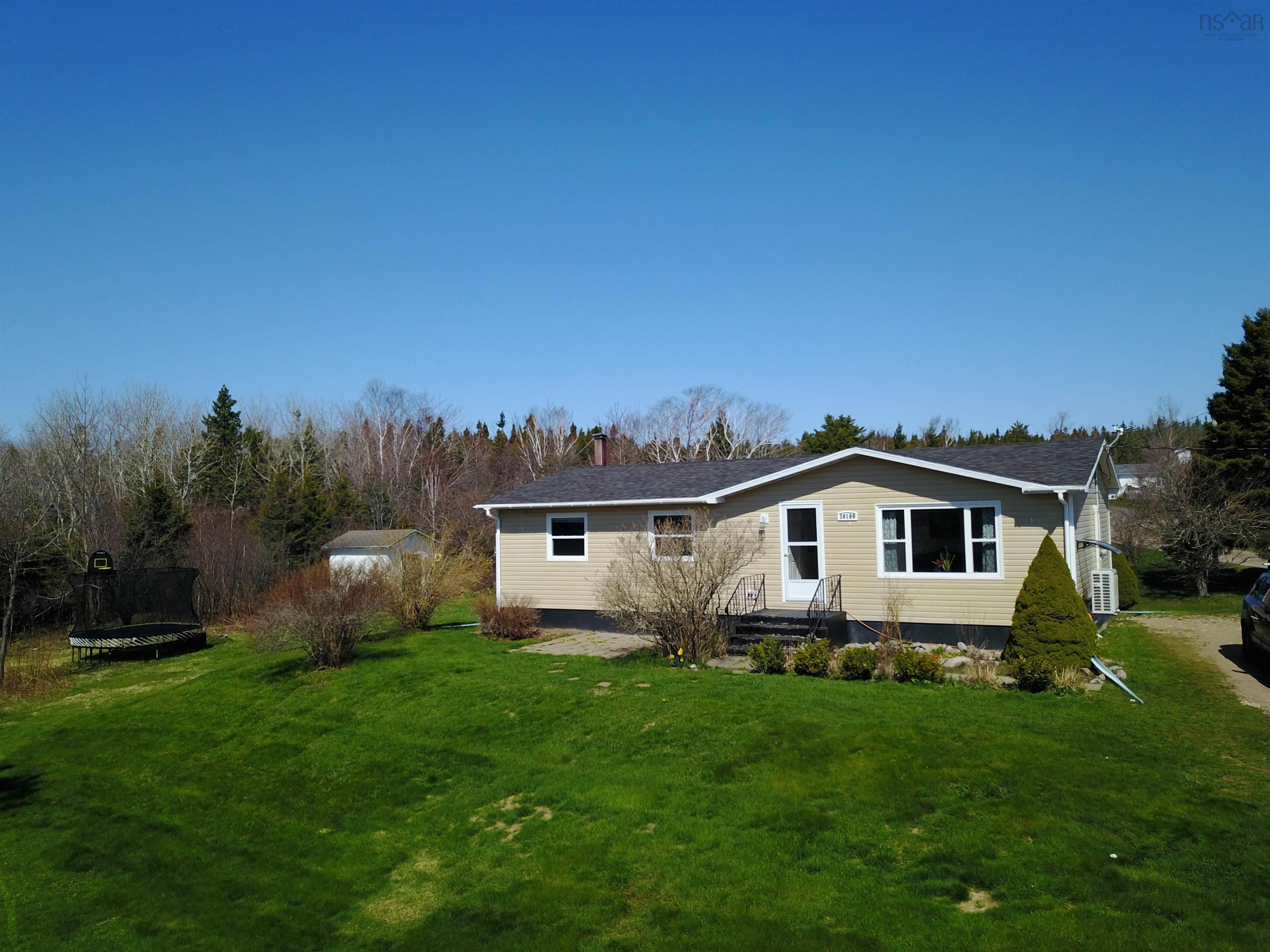 $349,000.00: 36196 Cabot Trail, Ingonish