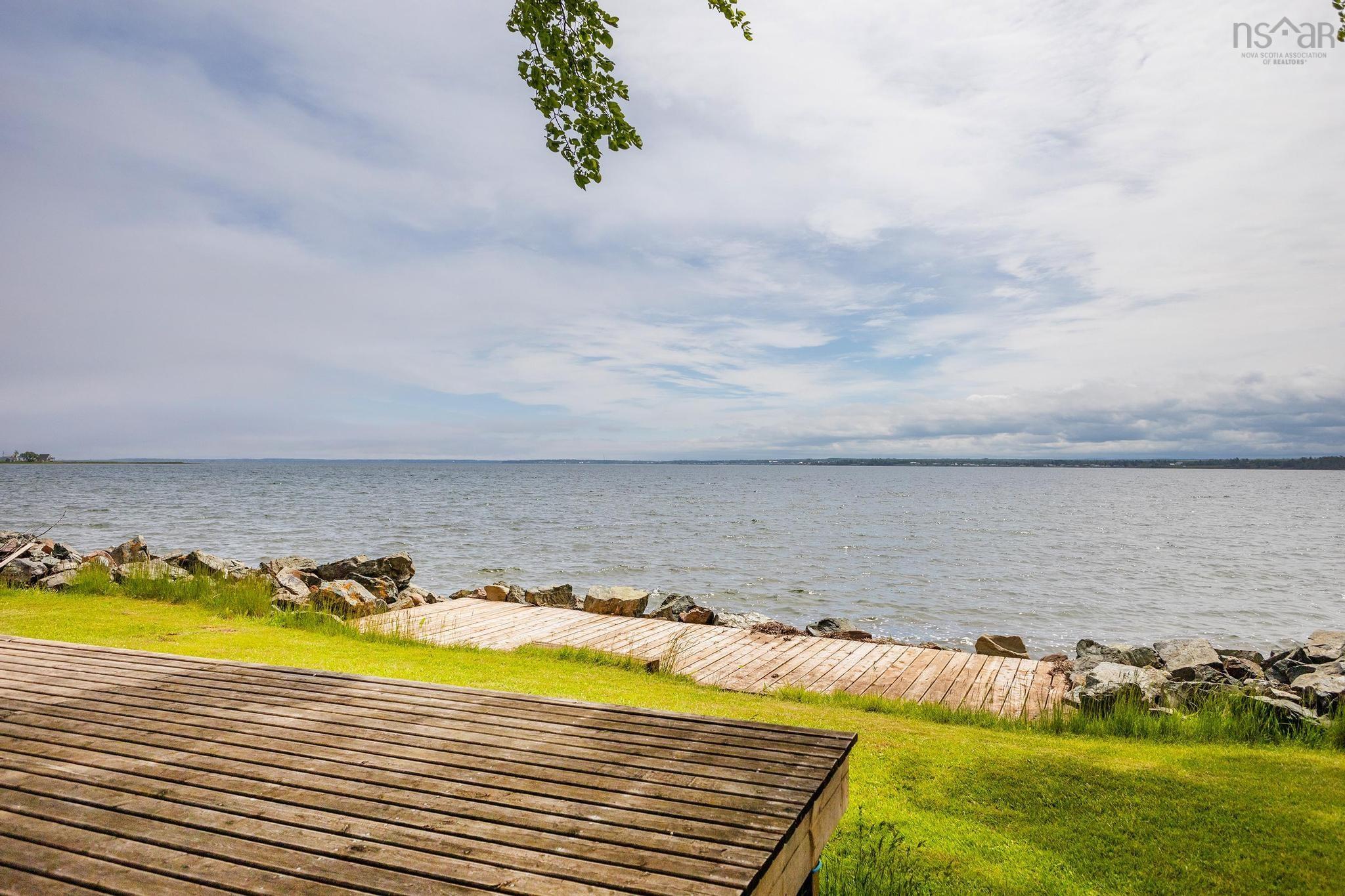 $299,000.00: 54 Poplar Lane, Brule Point