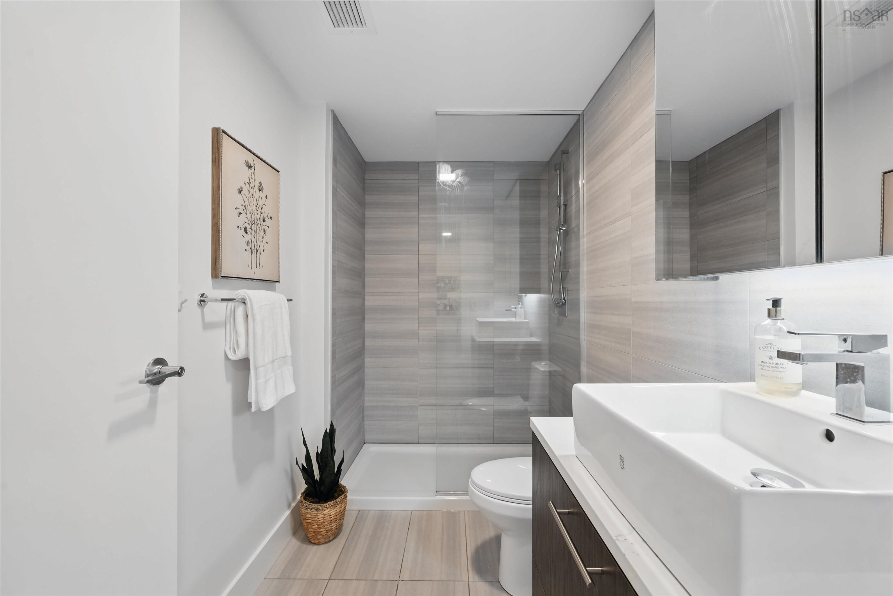 $614,900.00: 711 1048 Wellington St, Halifax