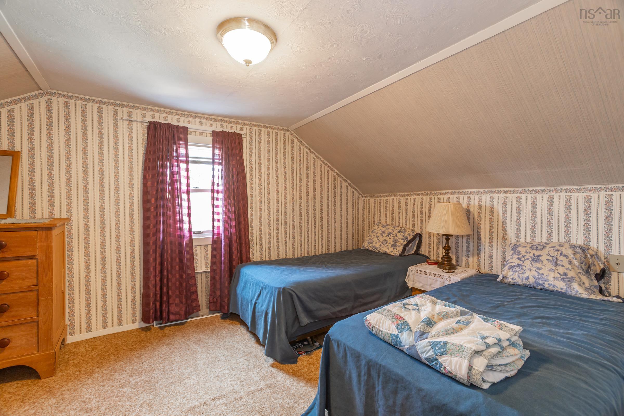 $210,000.00: 9021 101 Highway, Brighton
