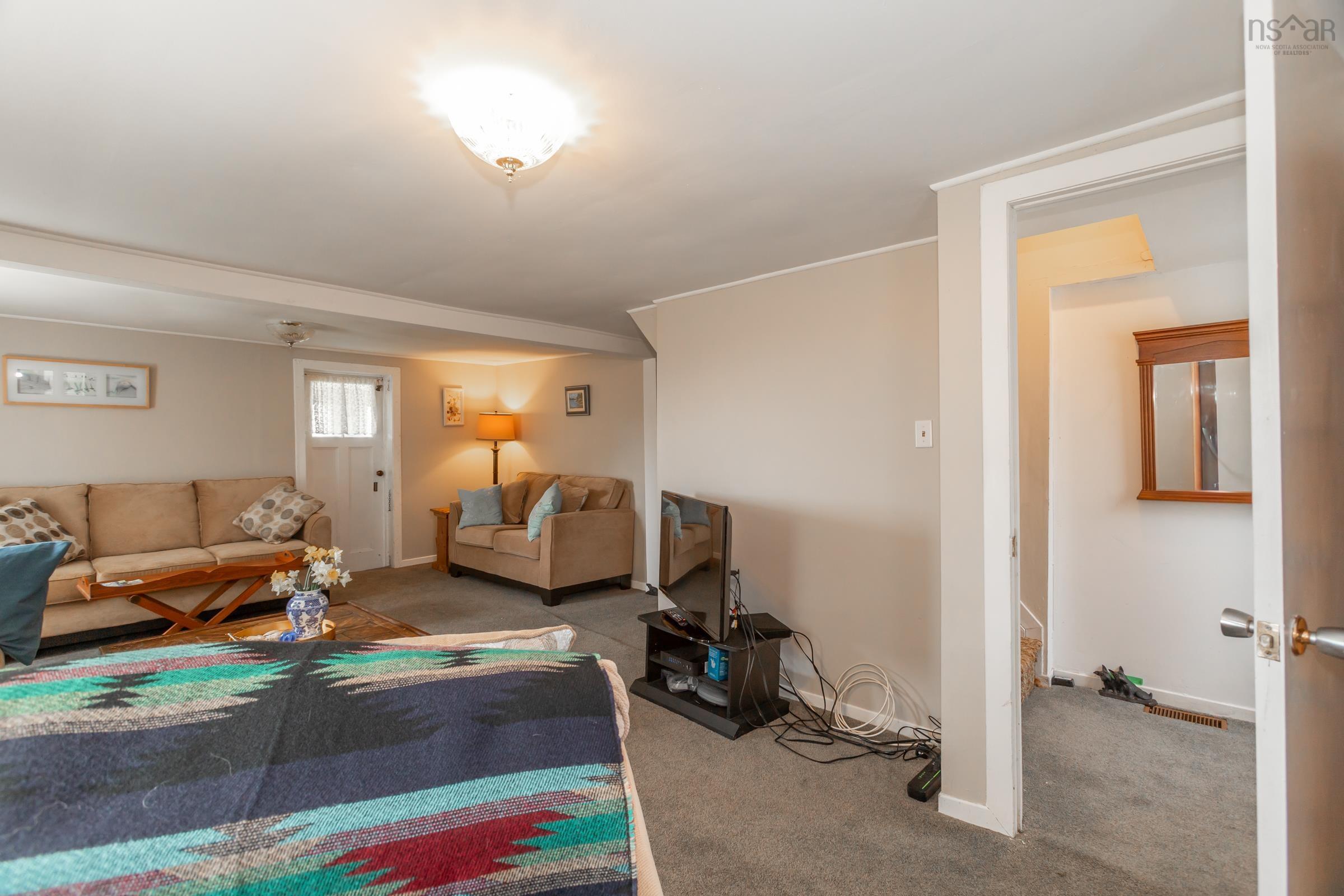 $210,000.00: 9021 101 Highway, Brighton