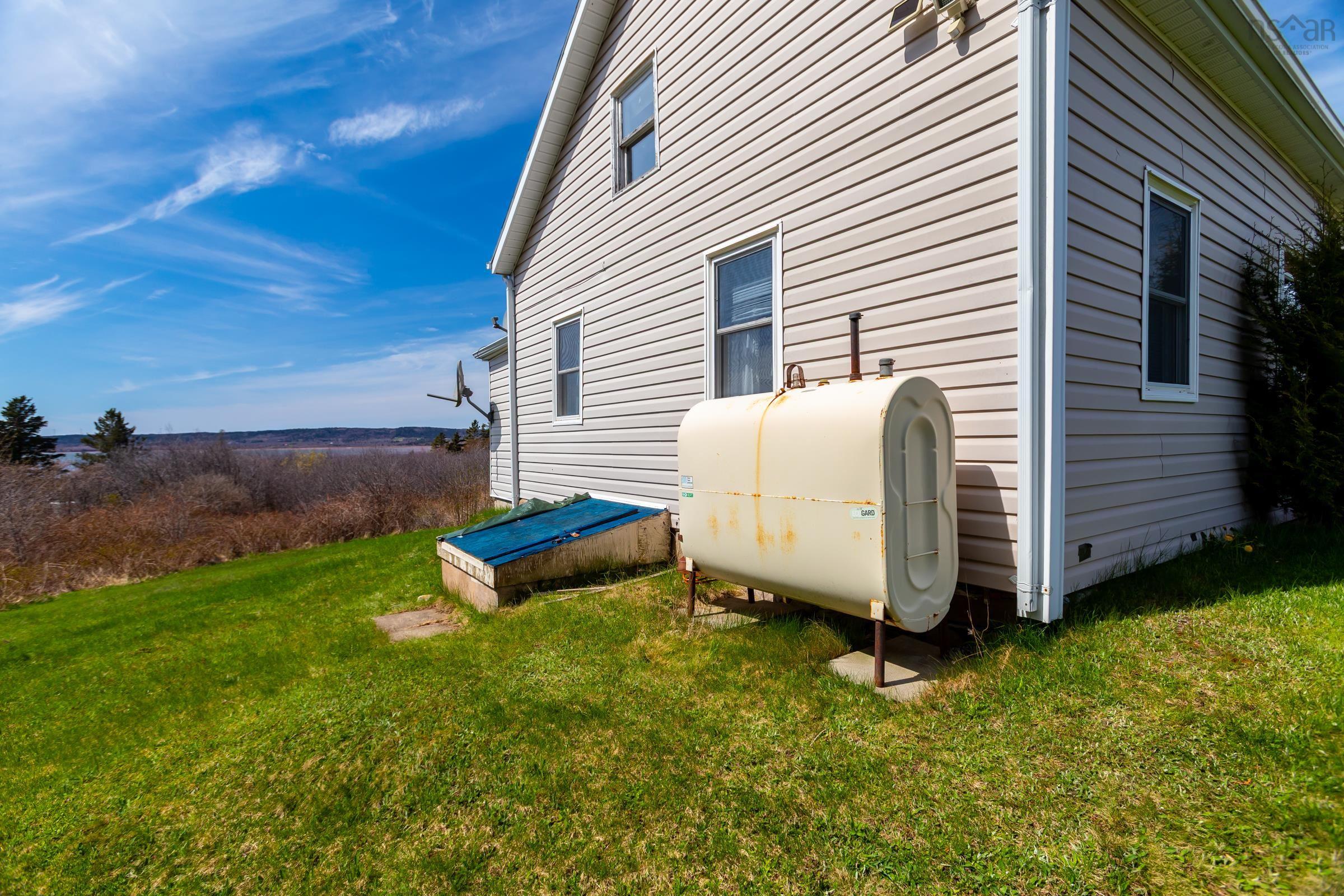 $210,000.00: 9021 101 Highway, Brighton
