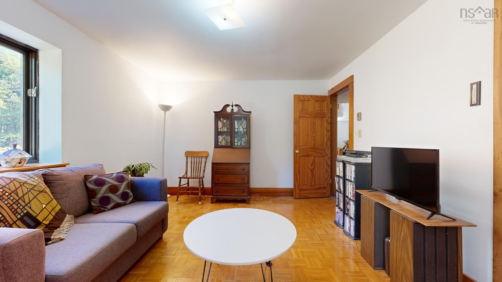 $395,000.00: 809 Highway 203, Lower Ohio