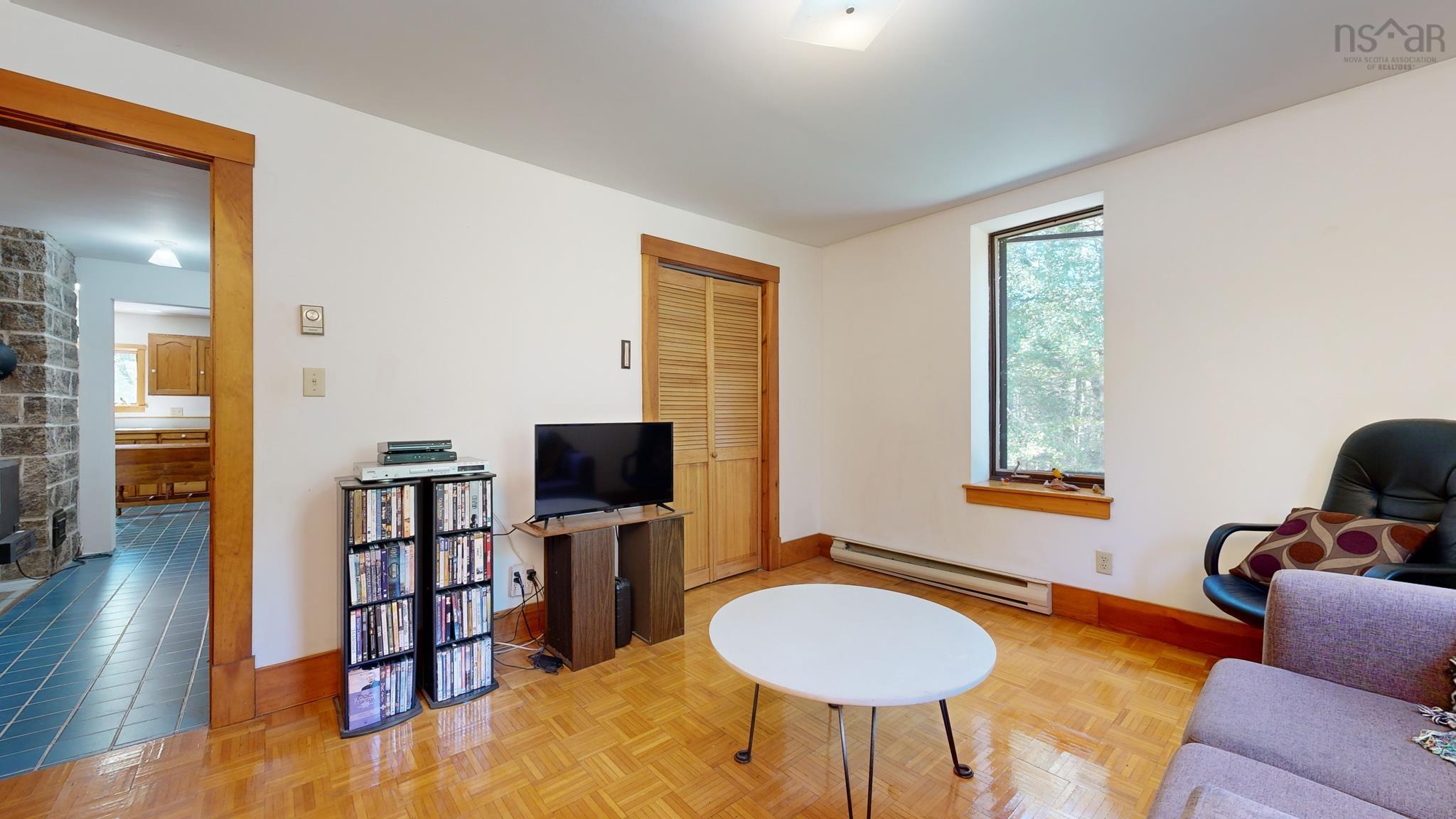 $395,000.00: 809 Highway 203, Lower Ohio