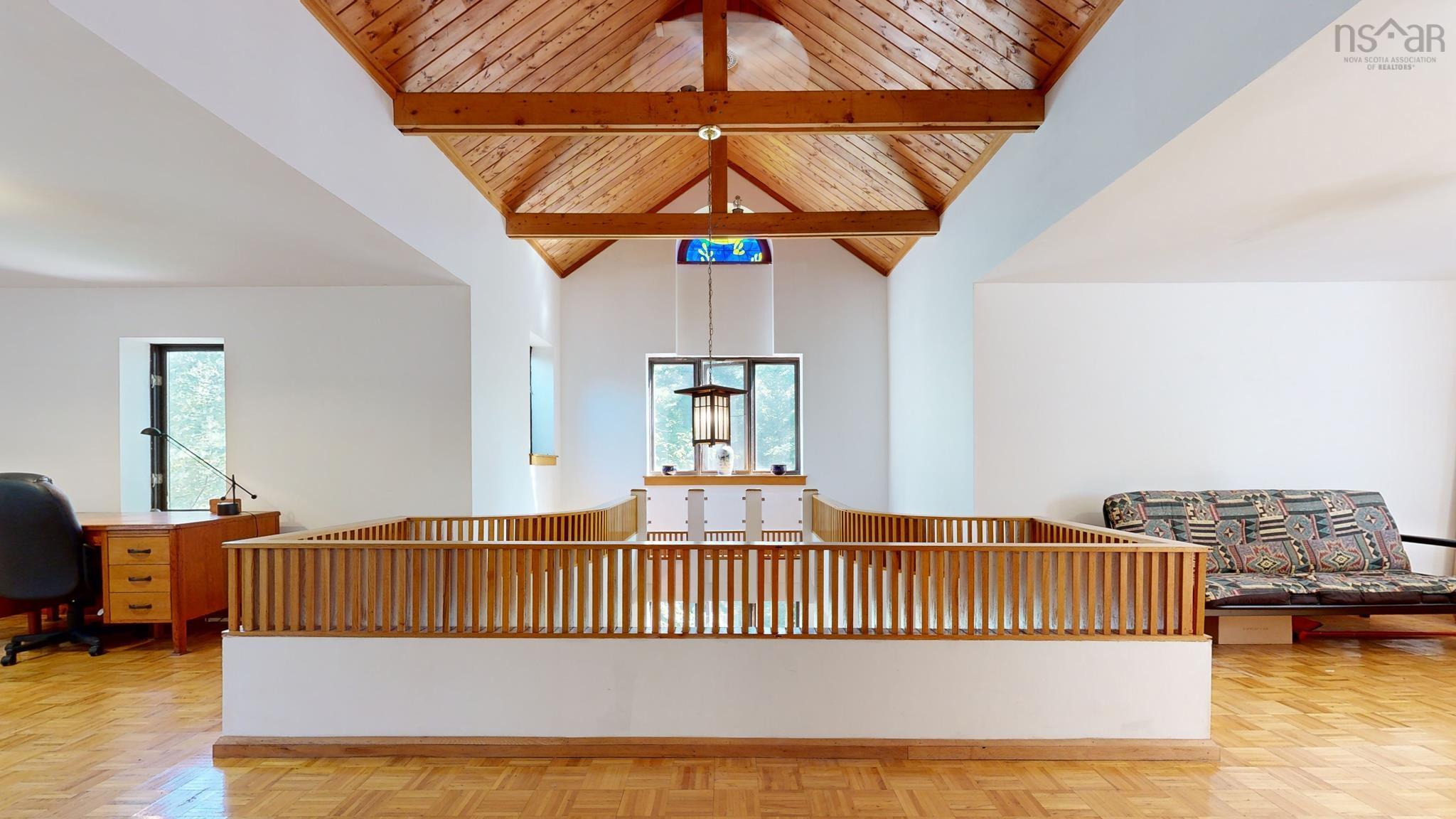 $395,000.00: 809 Highway 203, Lower Ohio