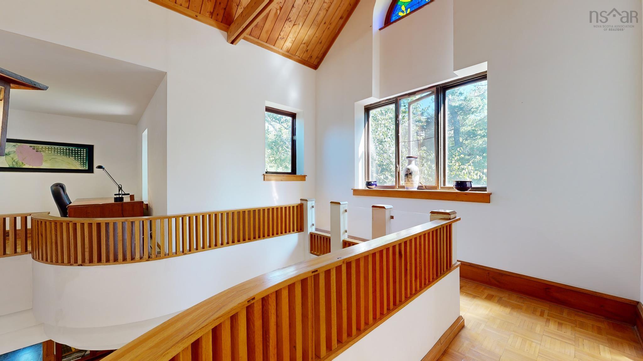 $395,000.00: 809 Highway 203, Lower Ohio