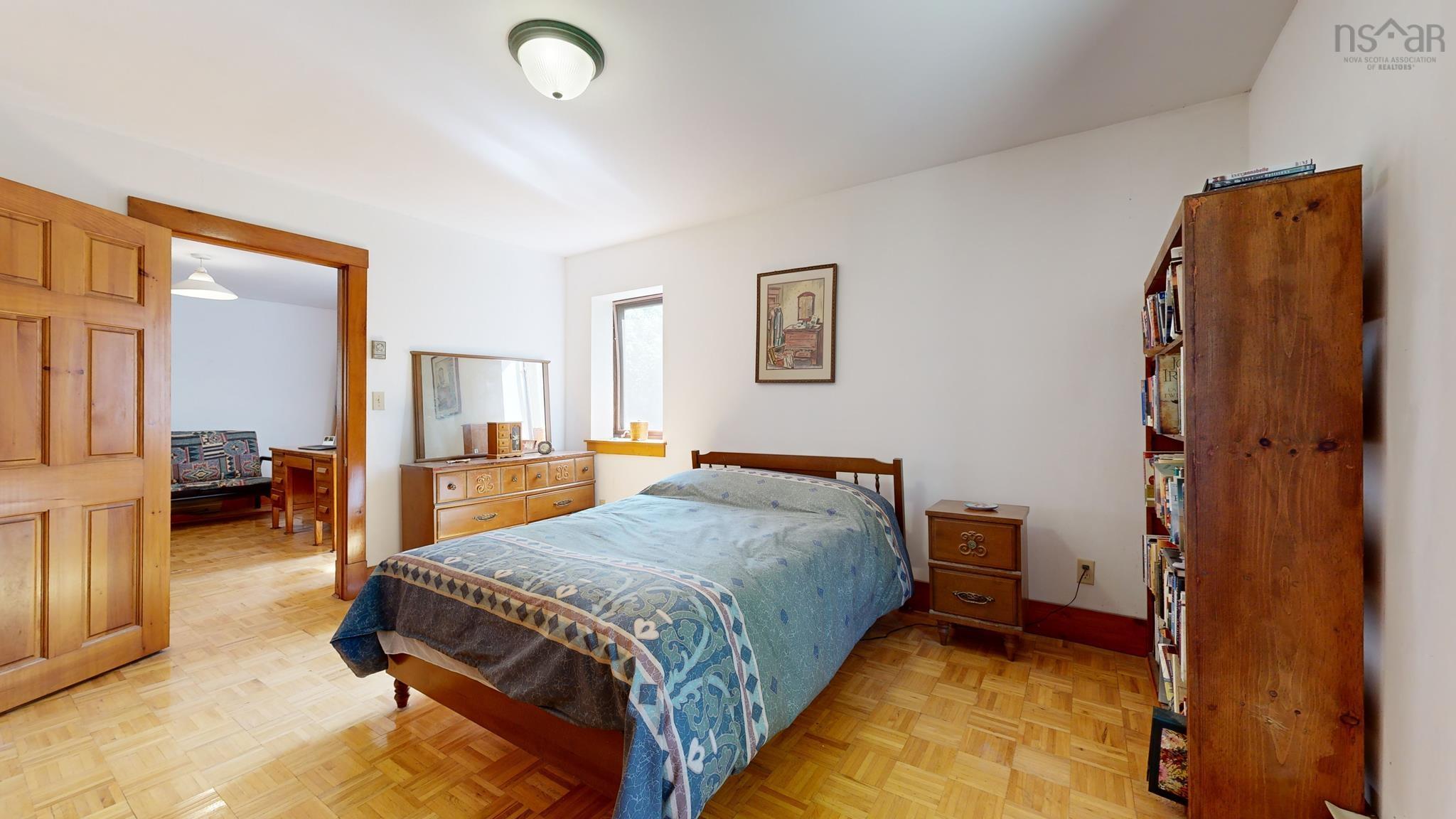 $395,000.00: 809 Highway 203, Lower Ohio