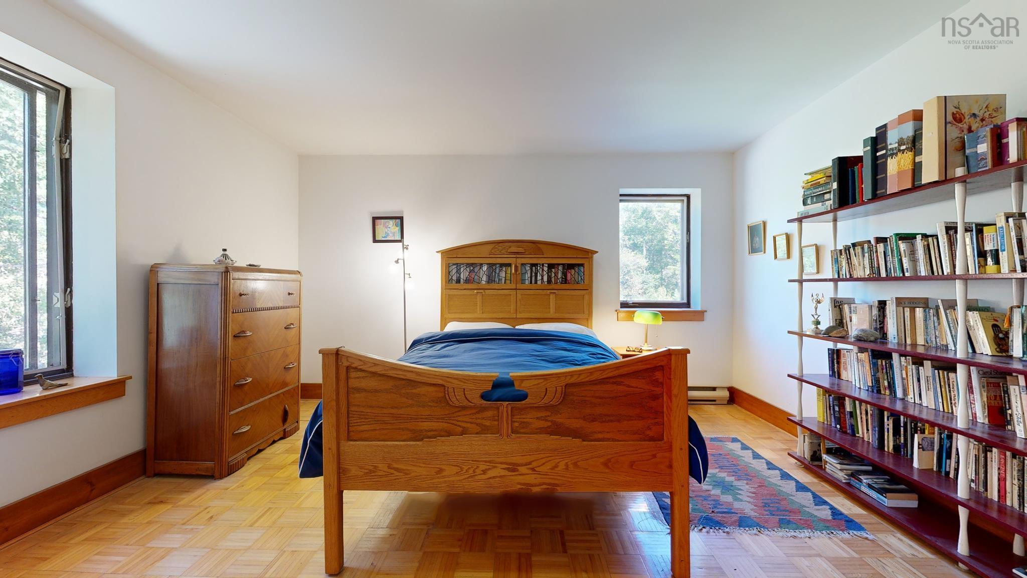 $395,000.00: 809 Highway 203, Lower Ohio