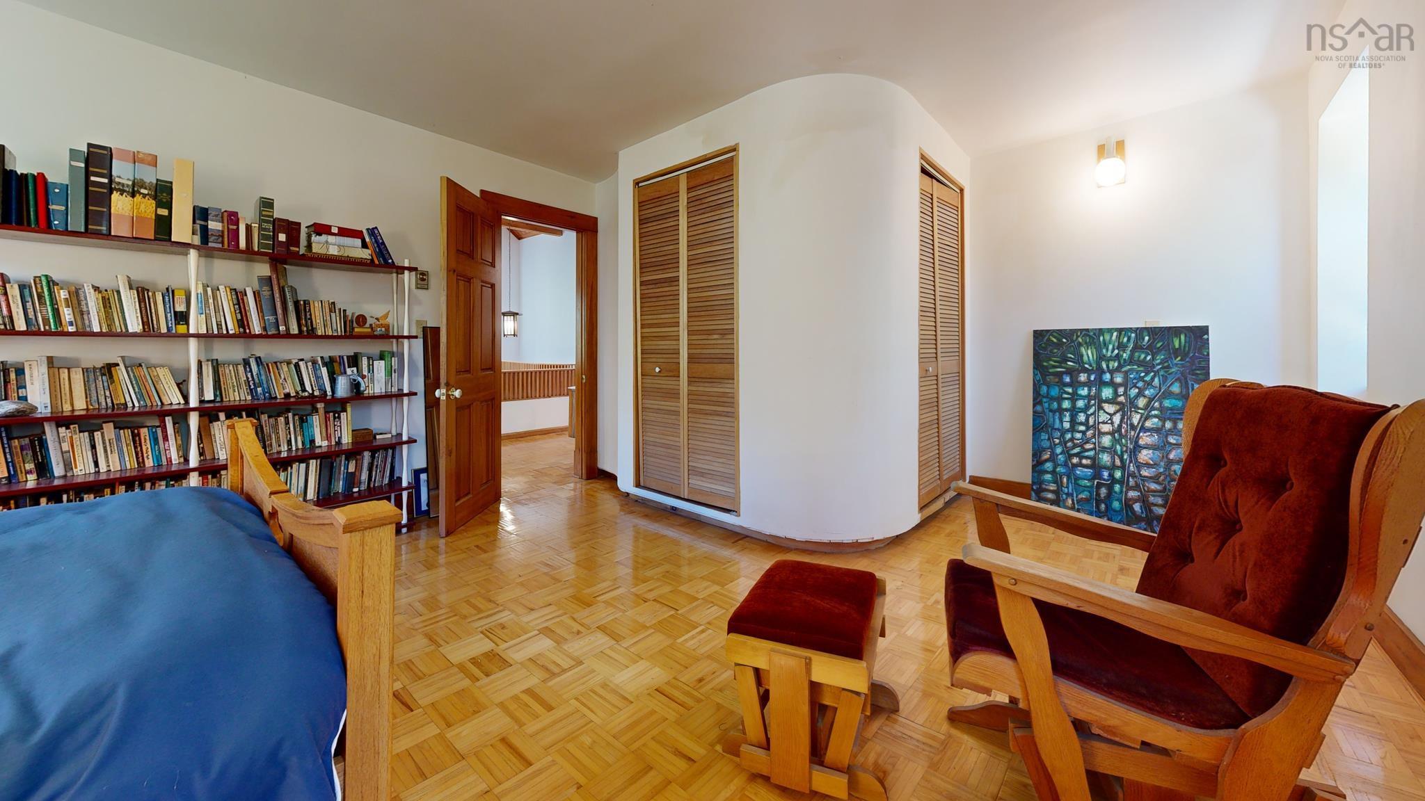 $395,000.00: 809 Highway 203, Lower Ohio