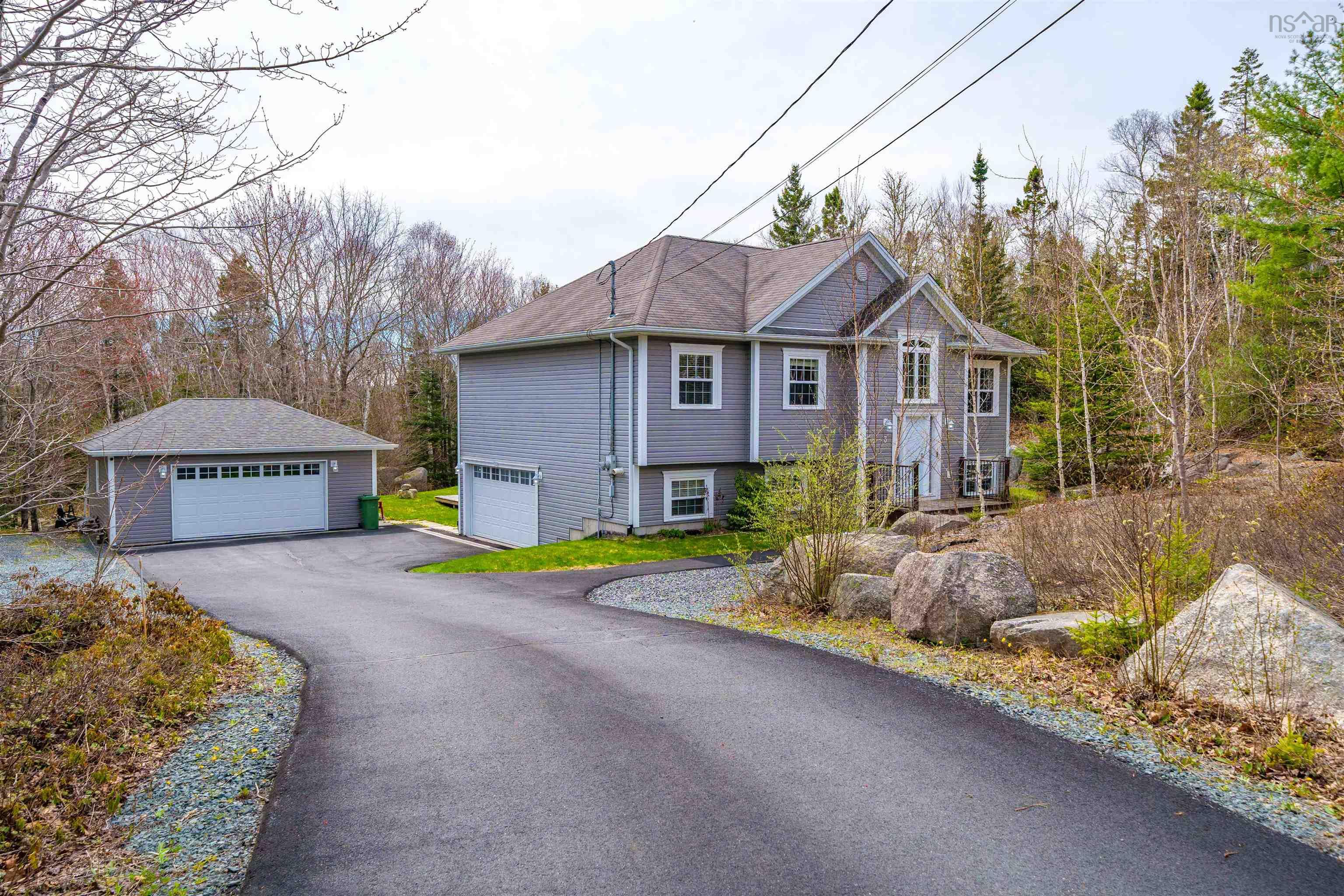 3 Chera Drive, St Margaret's Bay, NS (MLS® 202510135)