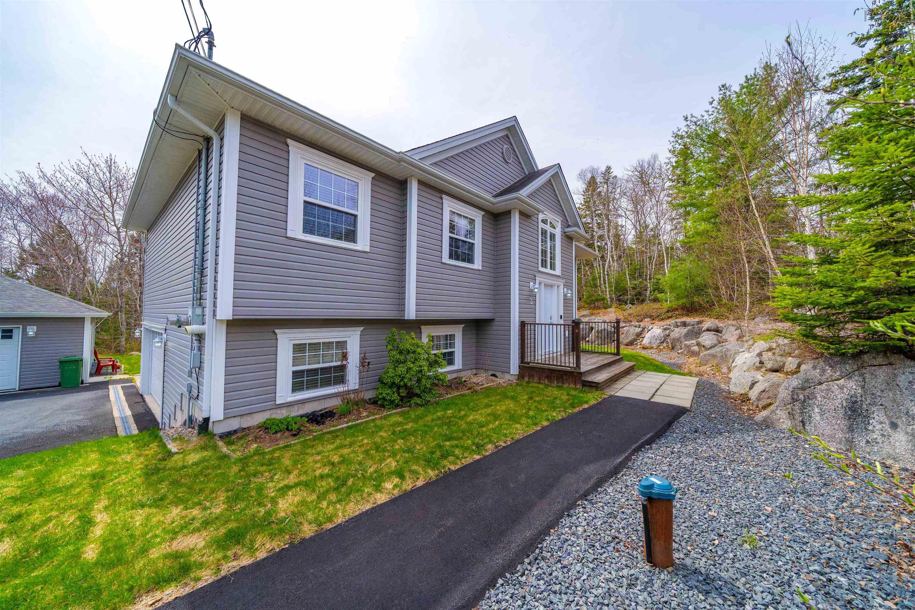 $699,900.00: 3 Chera Drive, St Margaret