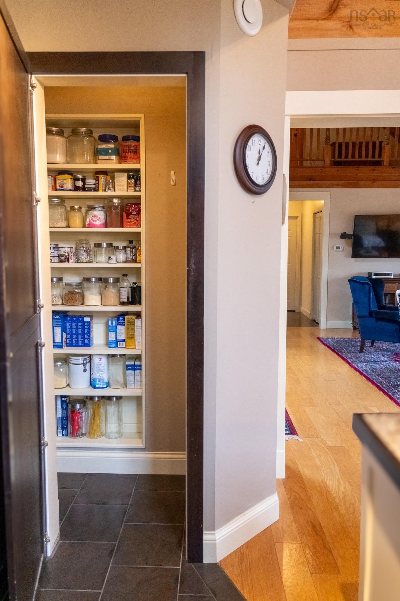 $819,000.00: 154 Murphy Lake Road, Murphy Lake