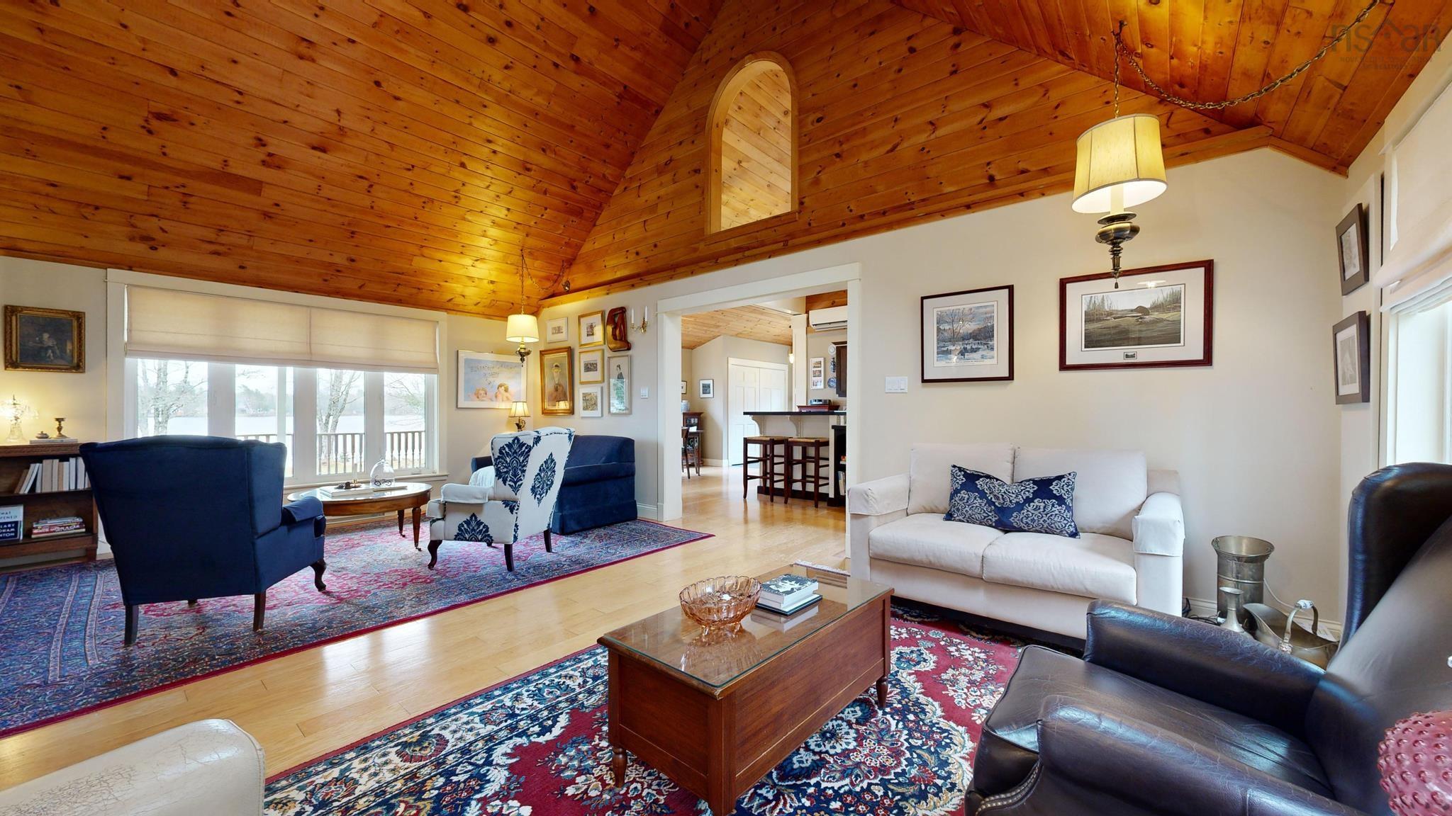 $819,000.00: 154 Murphy Lake Road, Murphy Lake