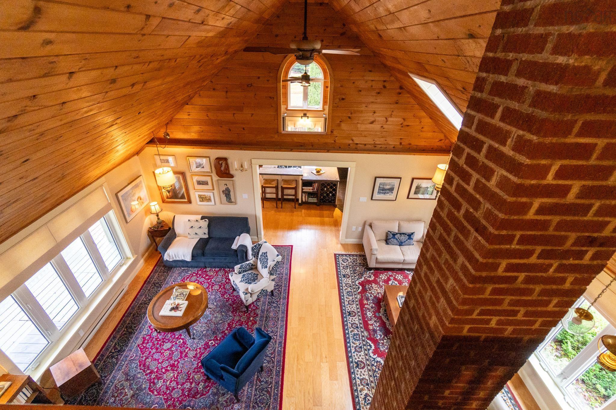 $819,000.00: 154 Murphy Lake Road, Murphy Lake