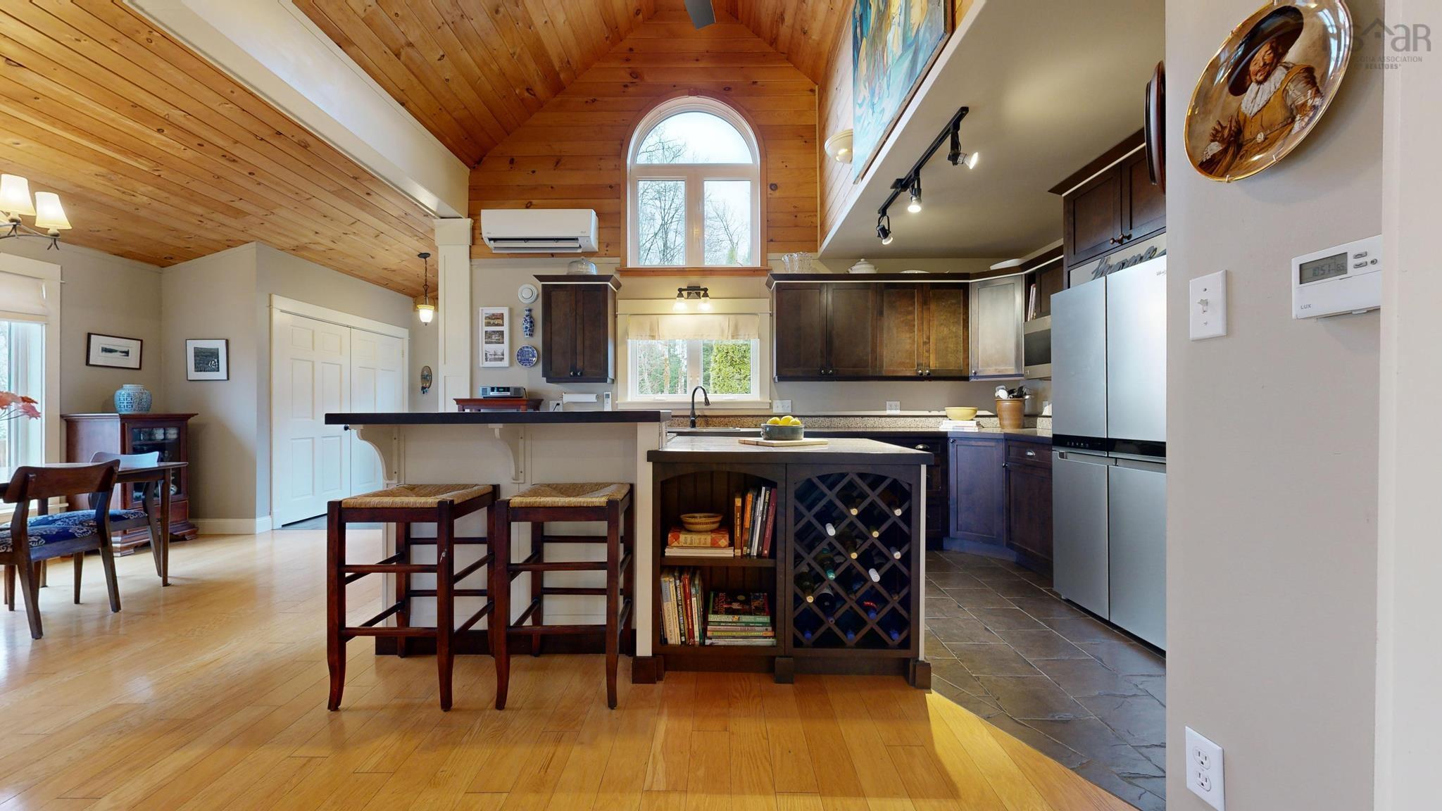 $819,000.00: 154 Murphy Lake Road, Murphy Lake