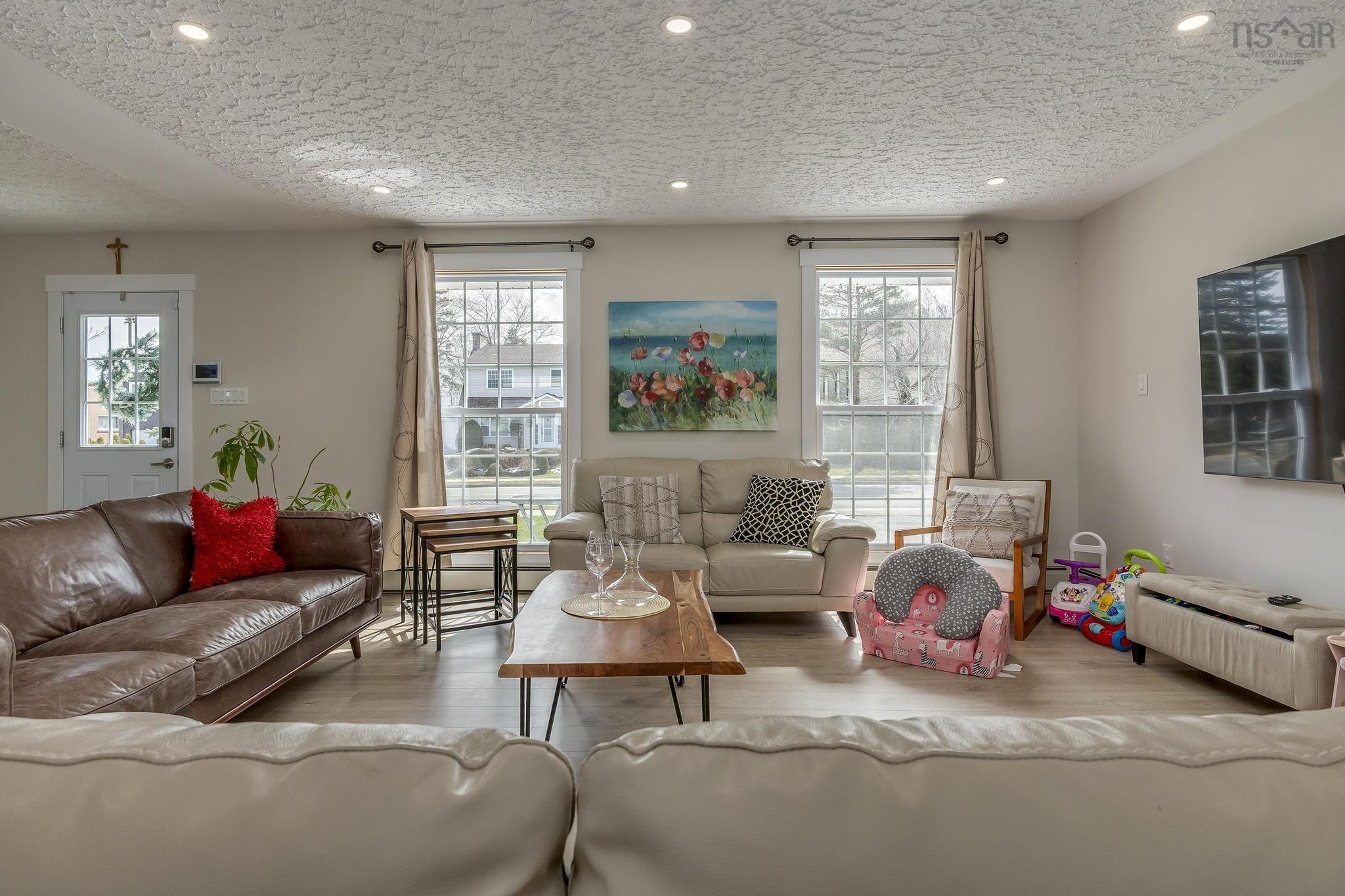 $834,900.00: 95 Bayview Road, Halifax