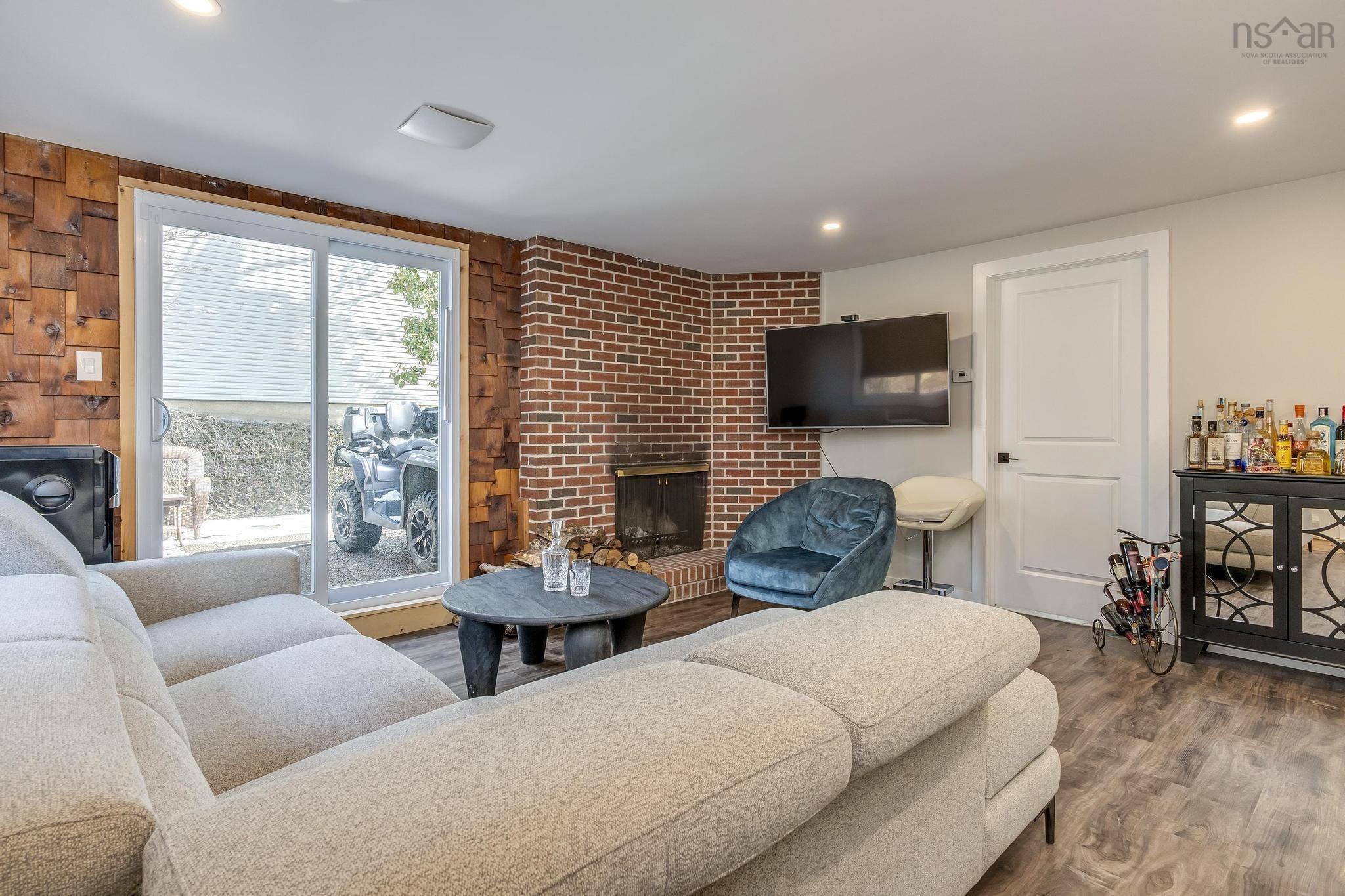 $834,900.00: 95 Bayview Road, Halifax