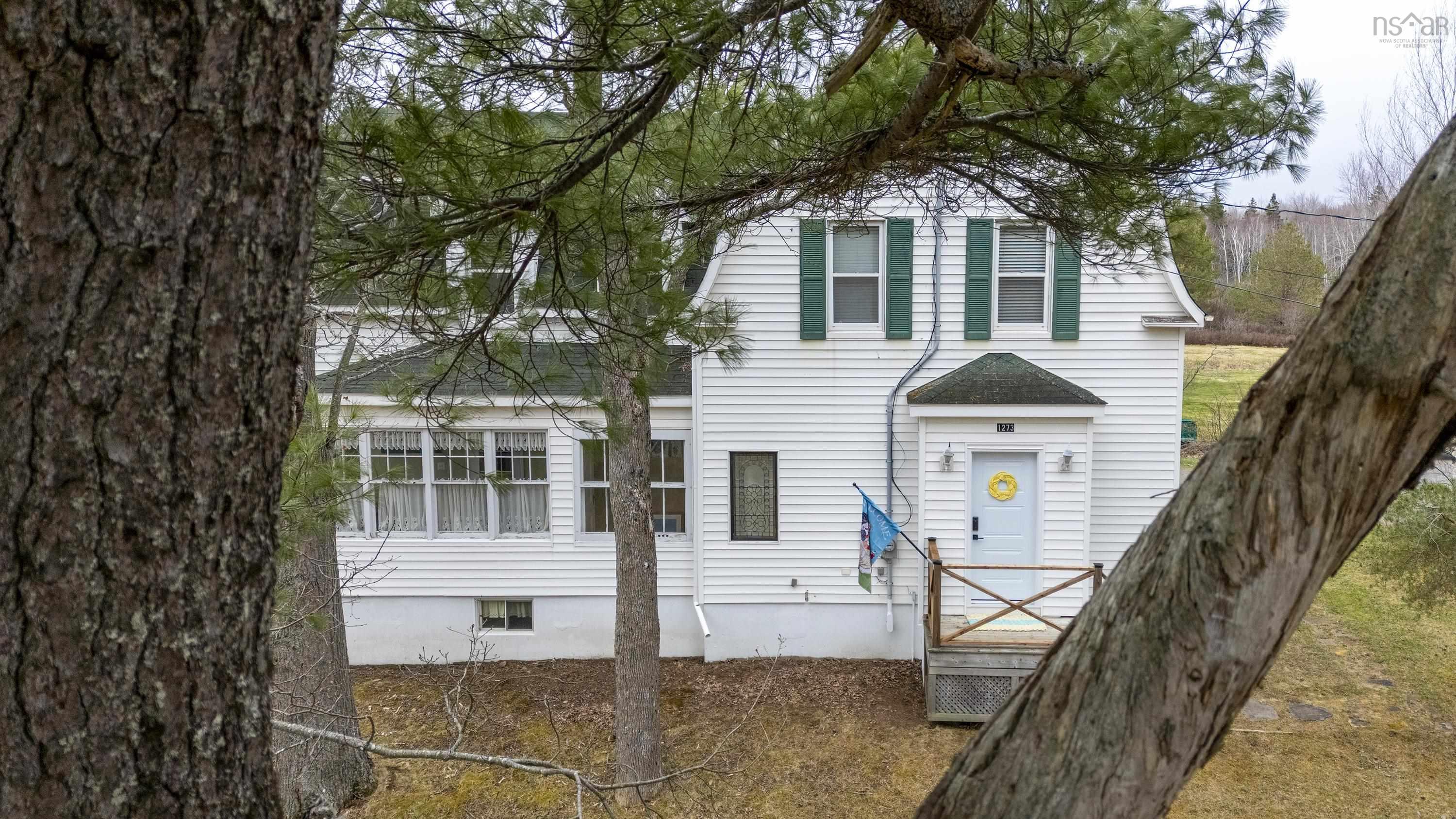 $489,500.00: 1273 North Main Street, Westville