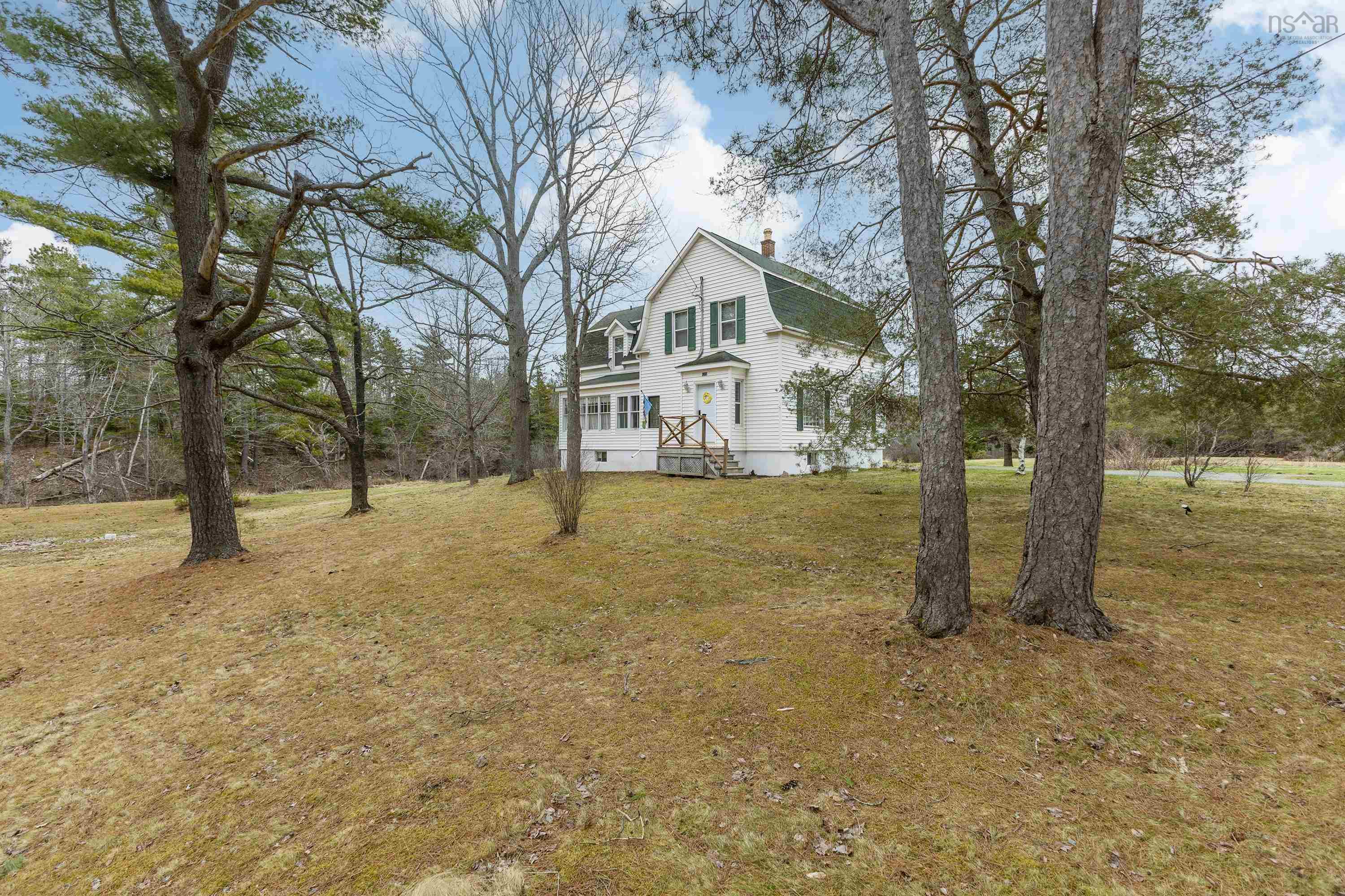 $489,500.00: 1273 North Main Street, Westville