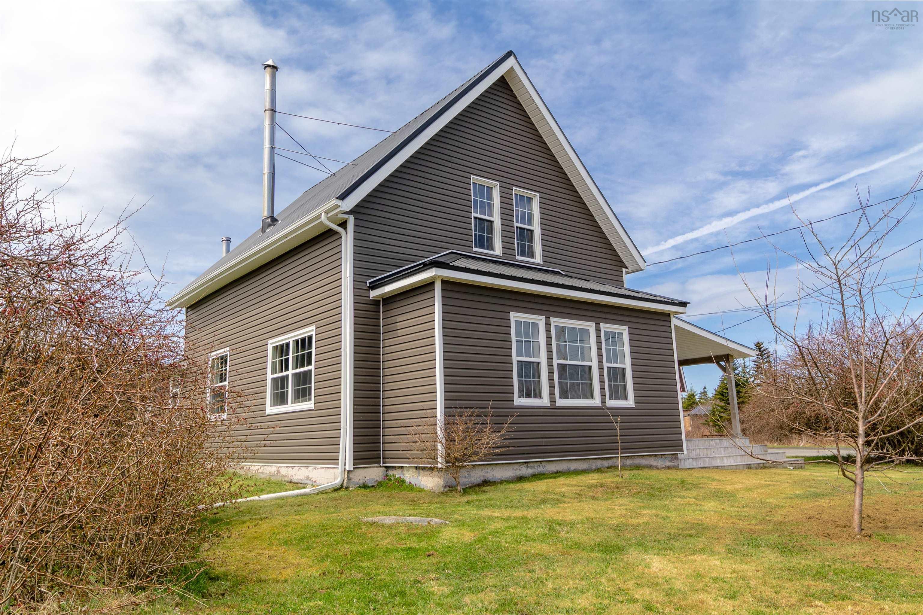 $474,900.00: 352 Bear Point Road, Bear Point