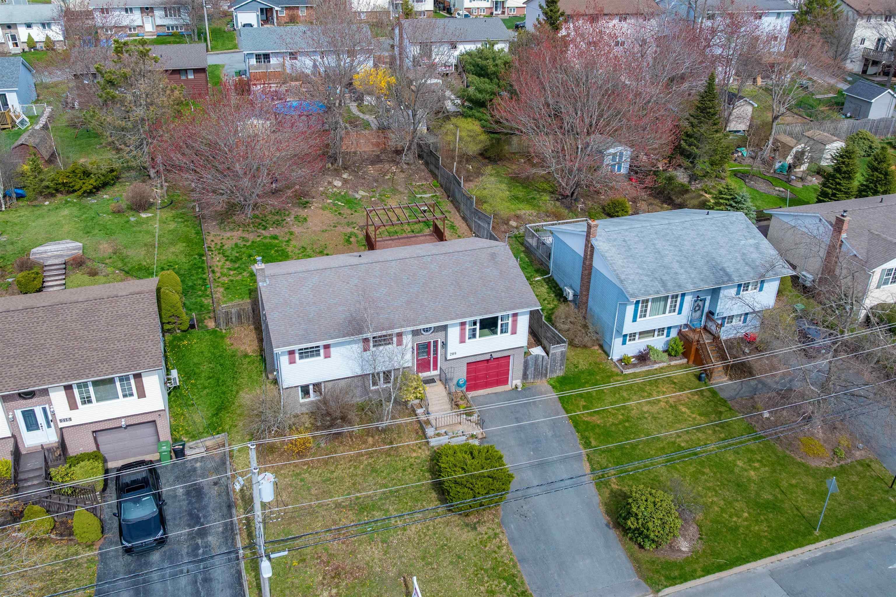 $475,000.00: 209 John Stewart Drive, Dartmouth