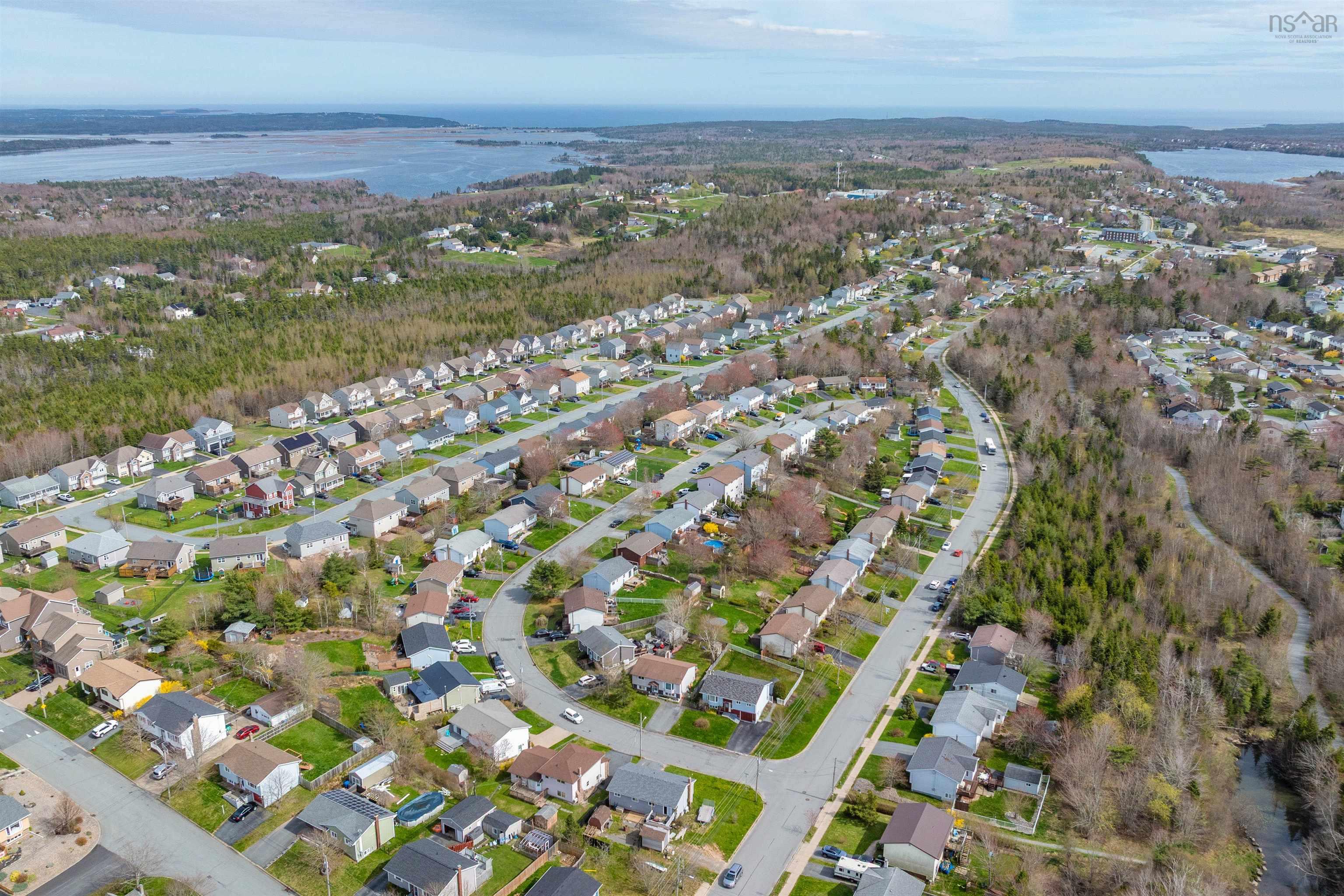 $475,000.00: 209 John Stewart Drive, Dartmouth