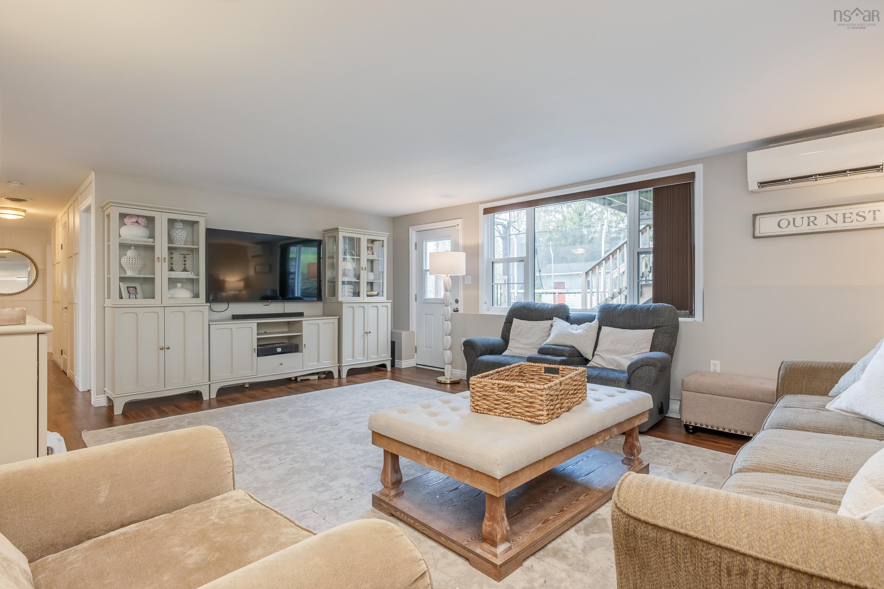 $525,000.00: 1735 Katelyn Street, Kingston