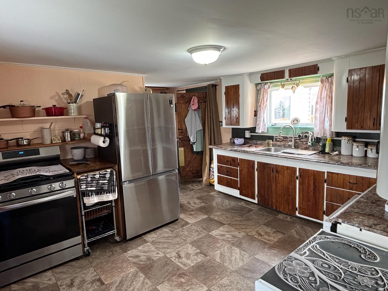 $289,500.00: 650 Highway 304, Overton