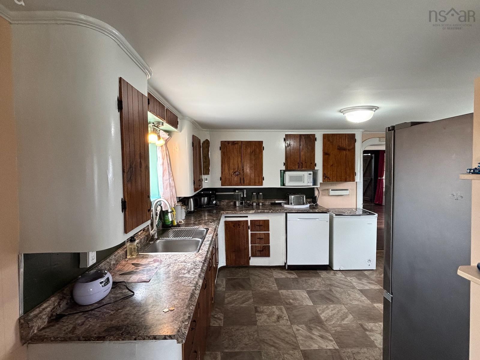 $289,500.00: 650 Highway 304, Overton