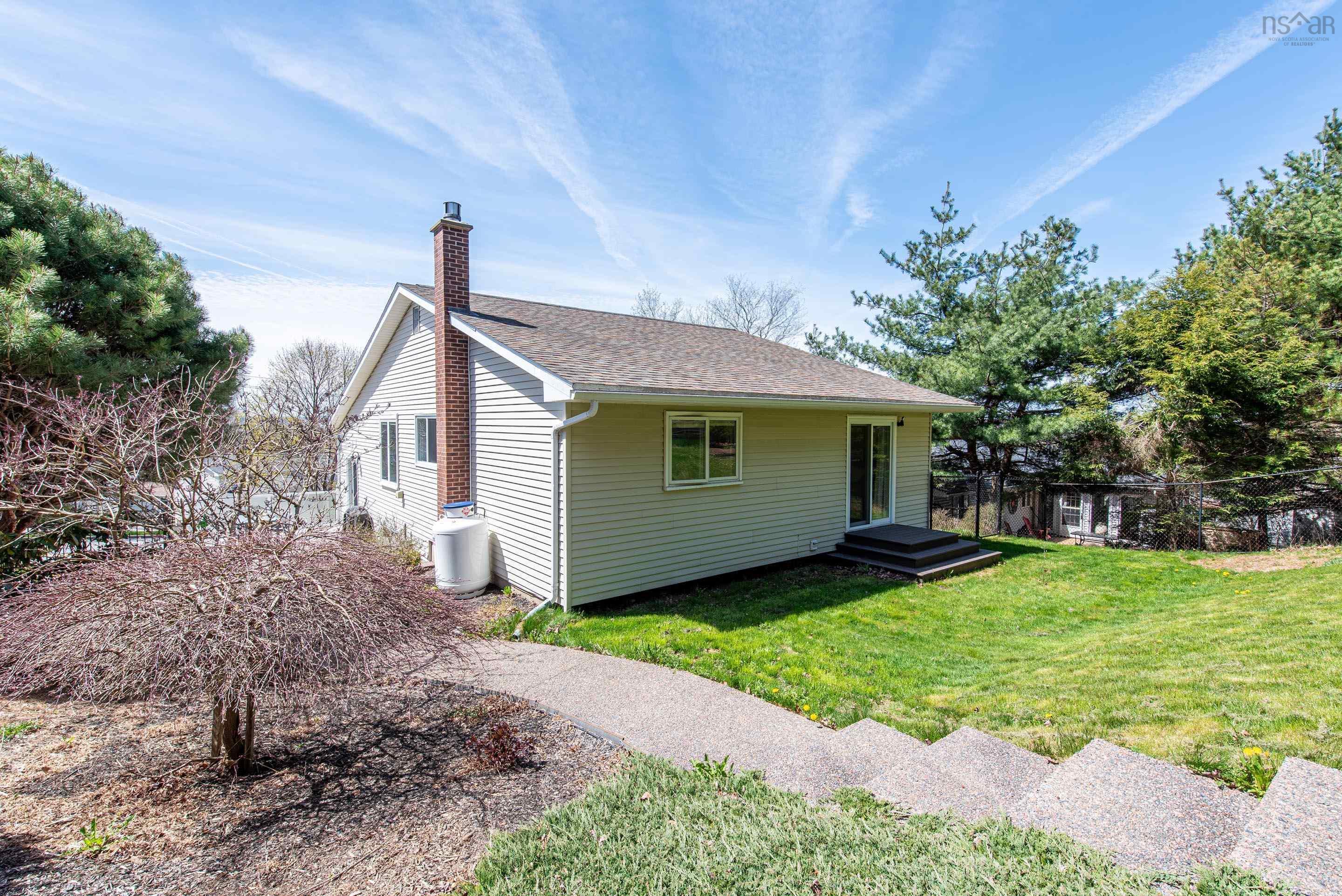 $650,000.00: 27 Montebello Drive, Dartmouth