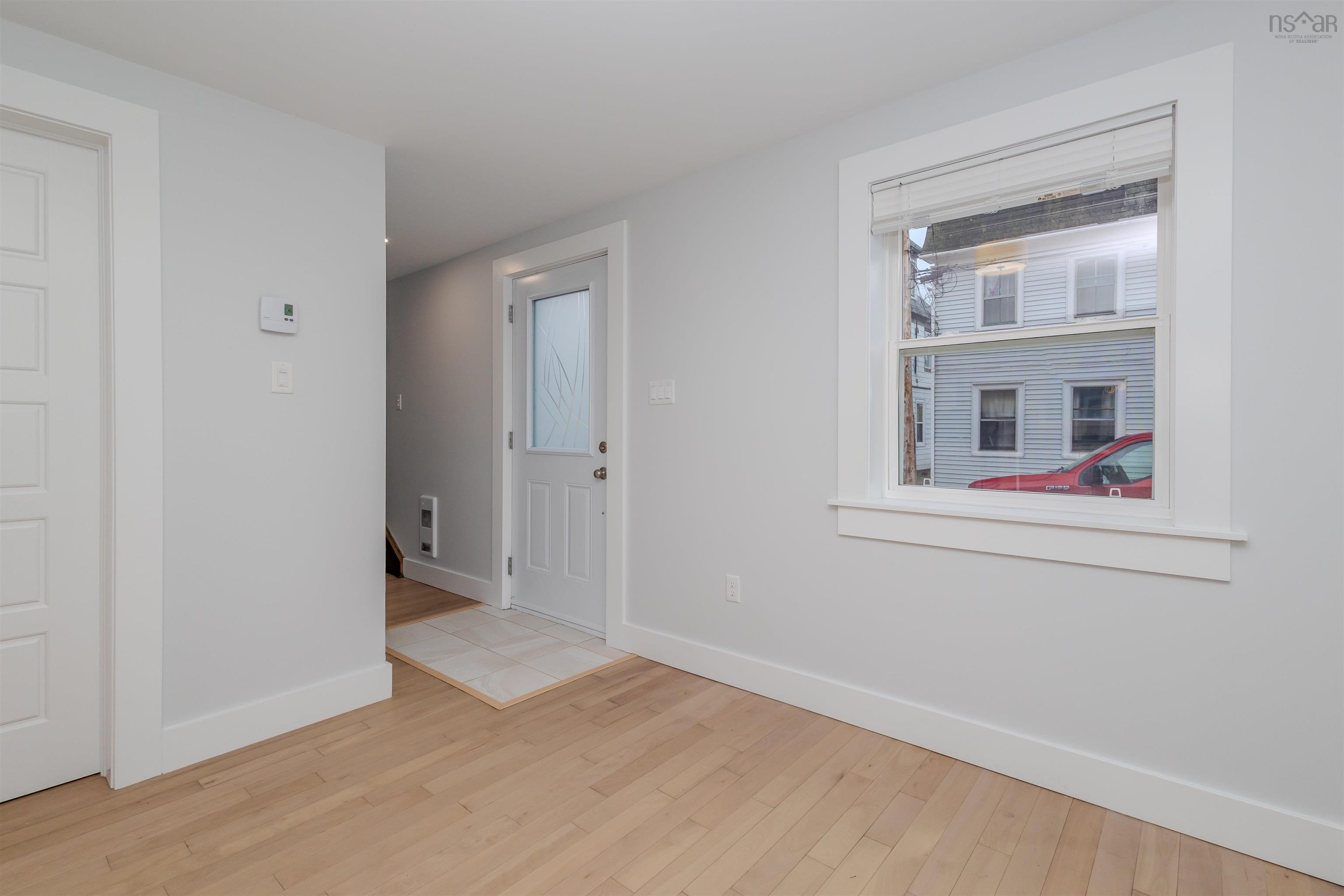 $324,900.00: 33 Amelia Street, Sydney