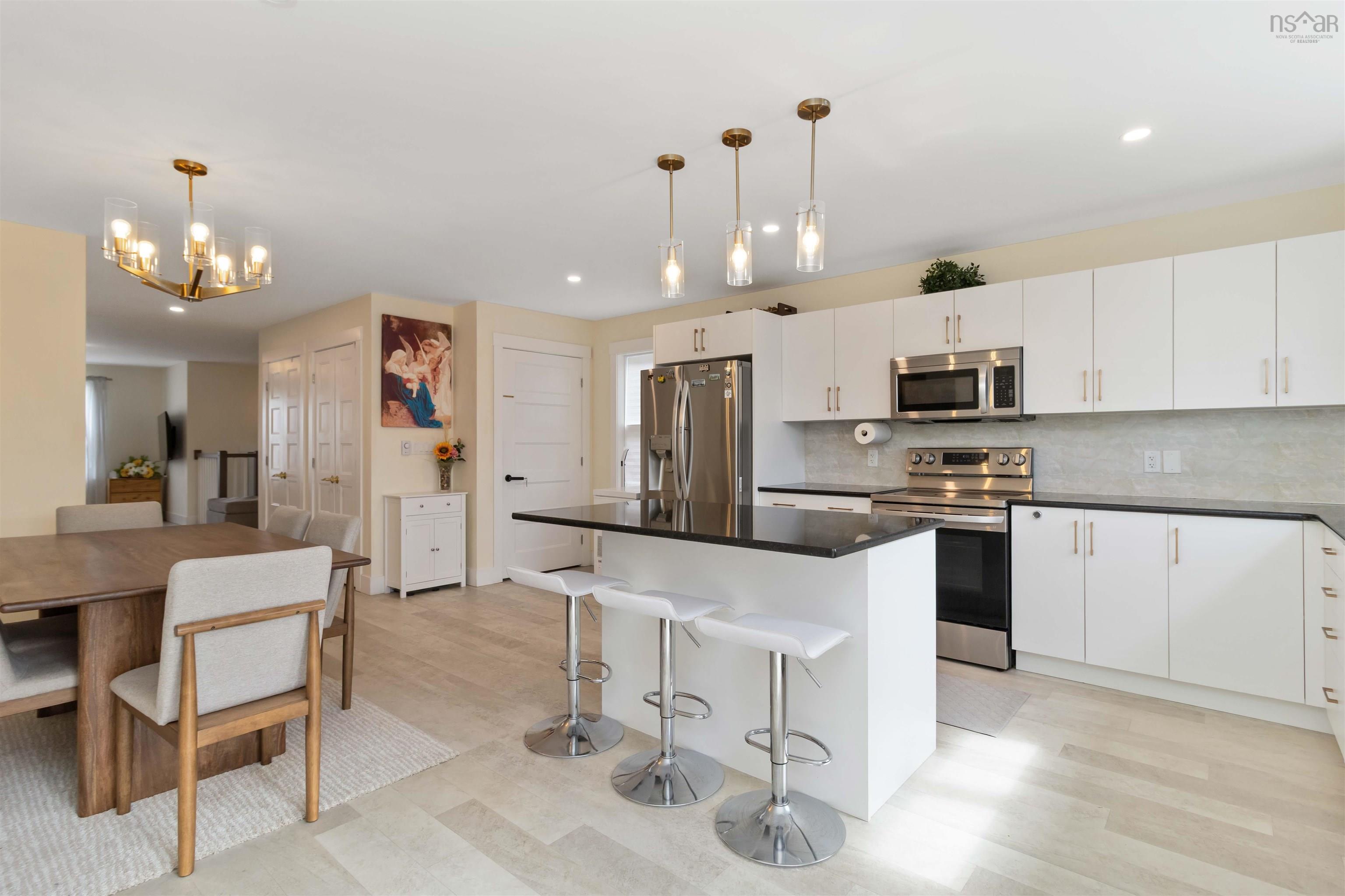 $599,900.00: 9 Chambers Court, Halifax