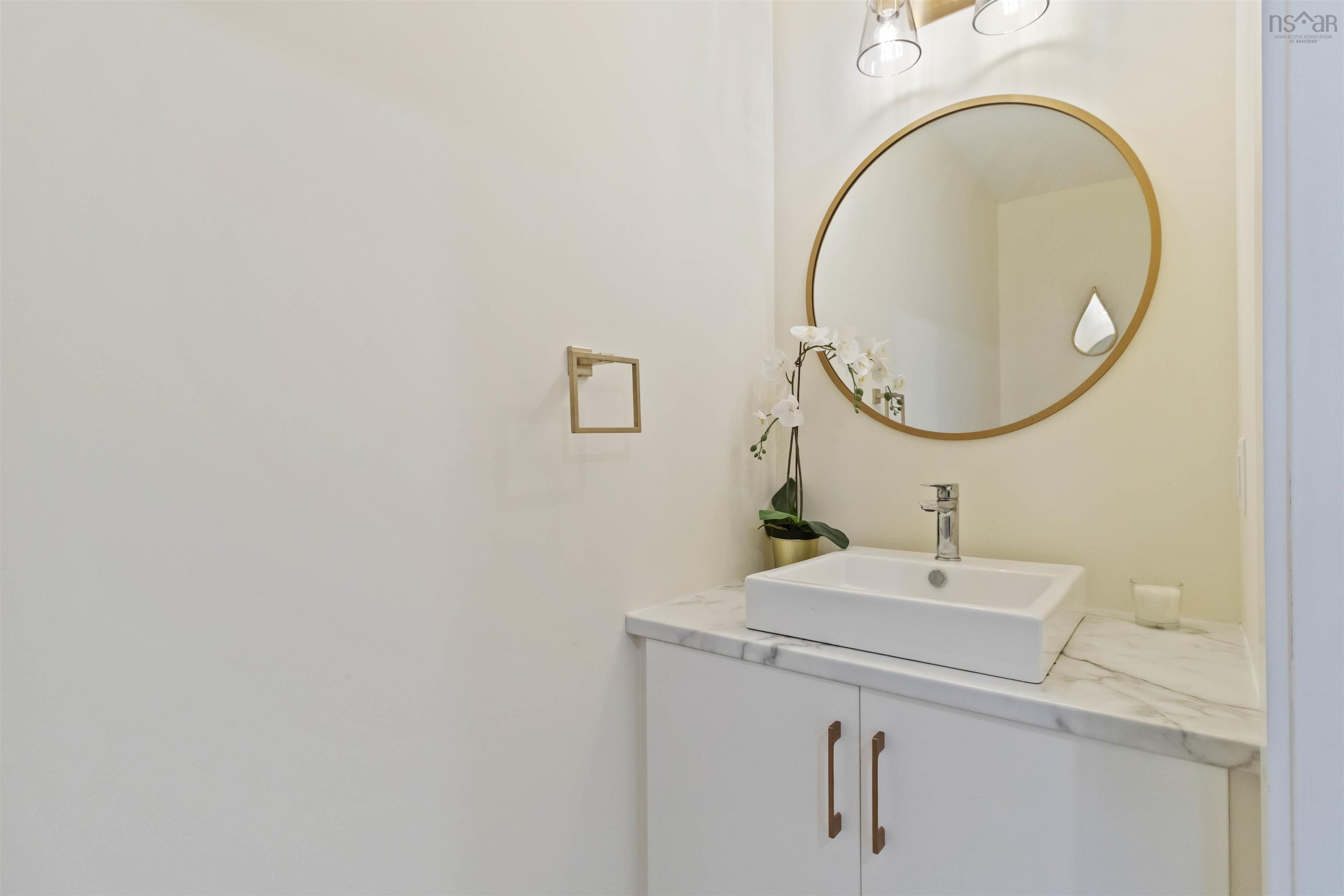 $599,900.00: 9 Chambers Court, Halifax