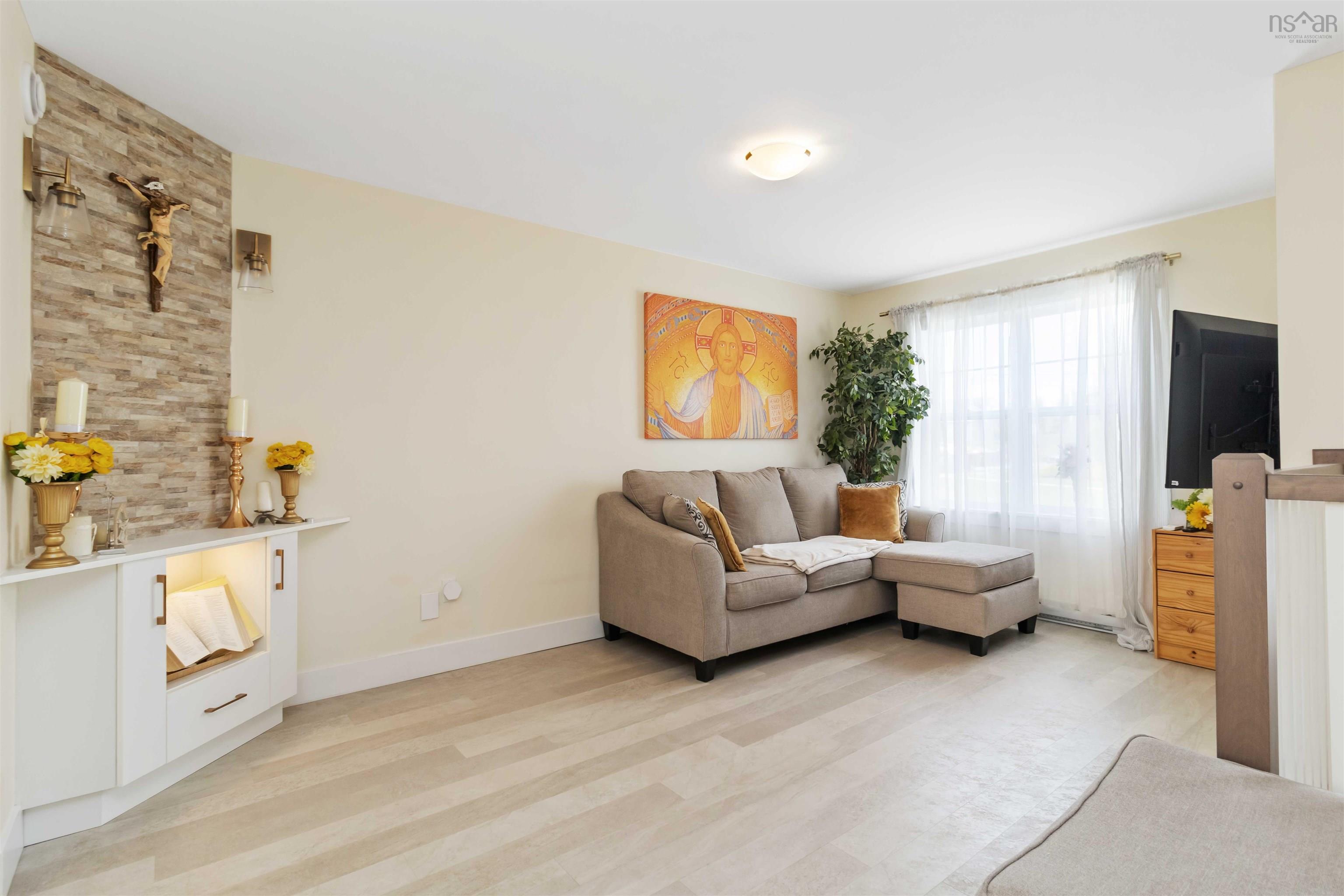 $599,900.00: 9 Chambers Court, Halifax