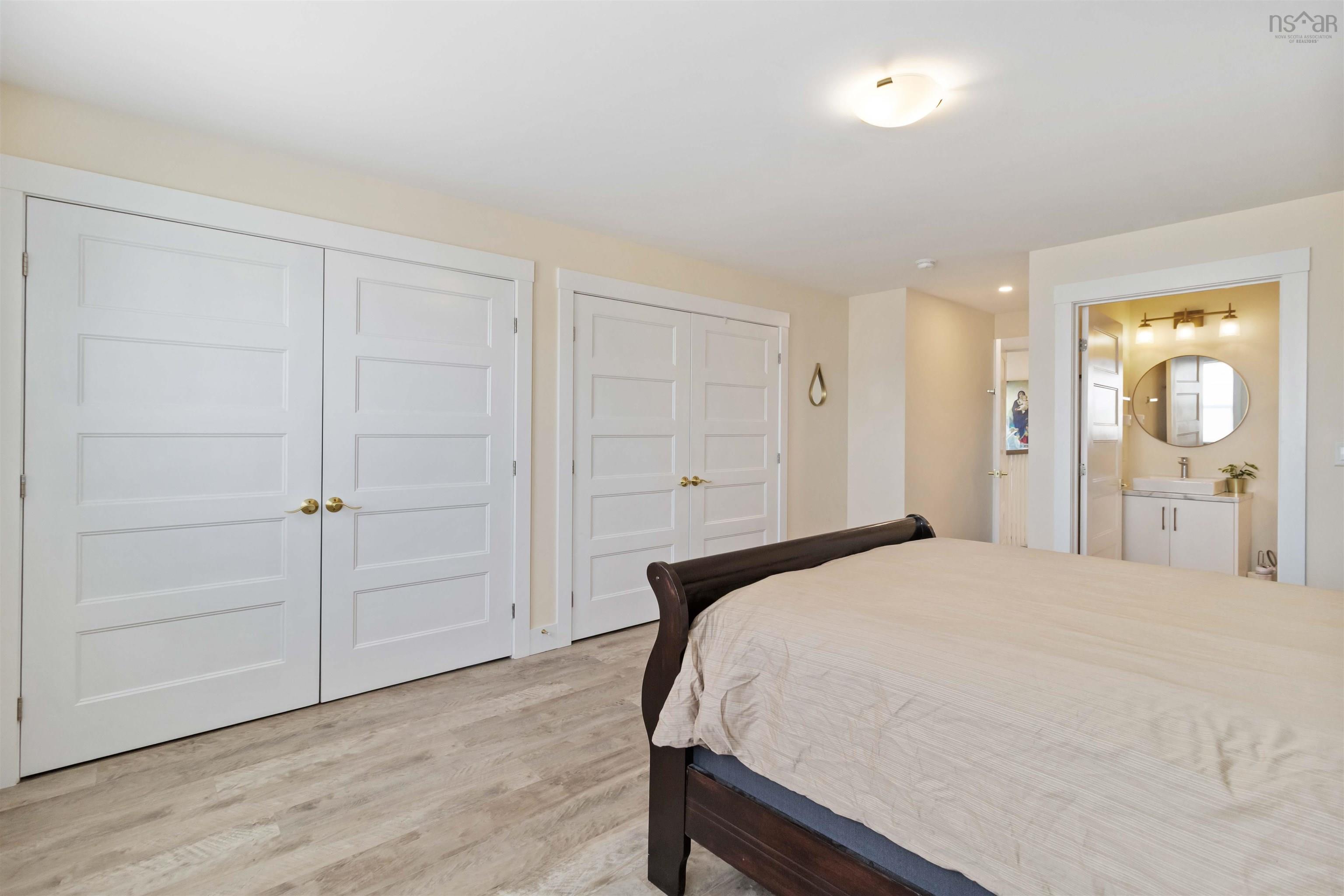$599,900.00: 9 Chambers Court, Halifax
