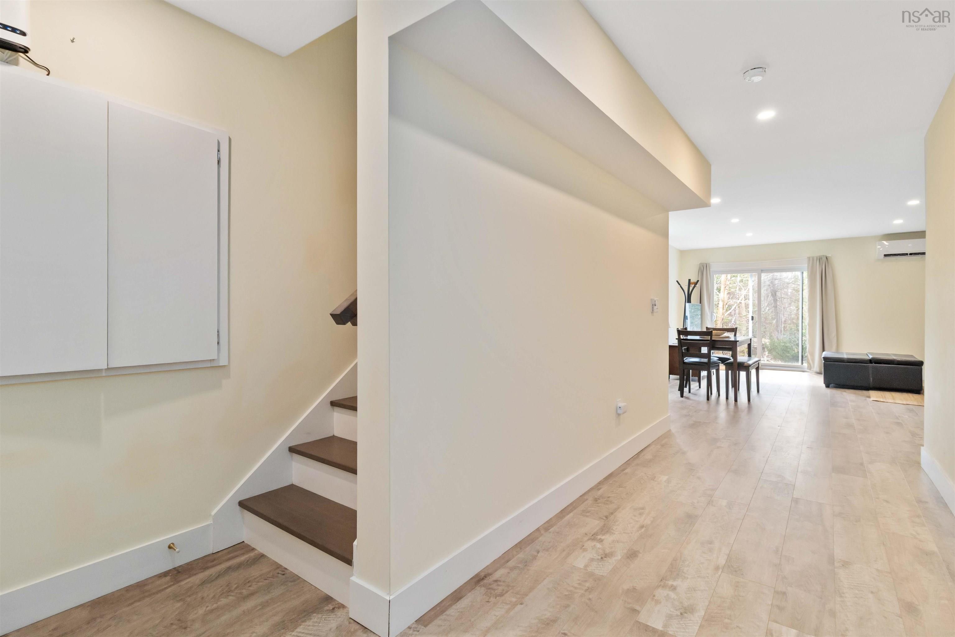 $599,900.00: 9 Chambers Court, Halifax