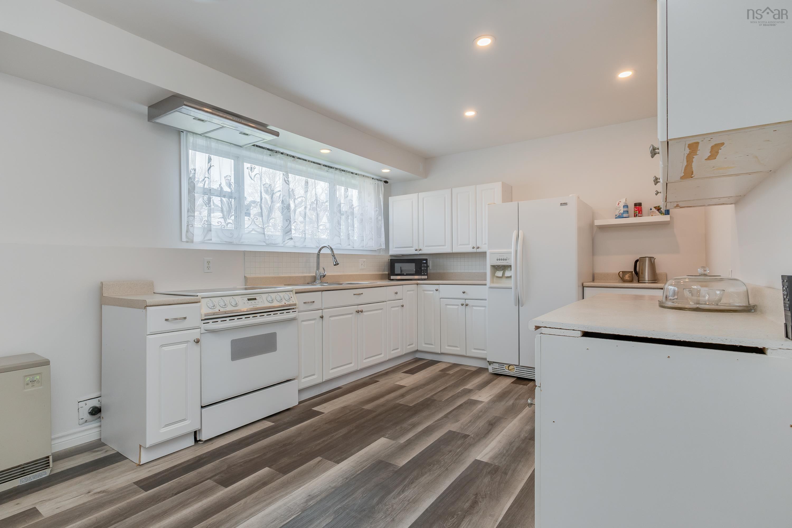 $590,000.00: 201A Mount Edward Road, Woodlawn