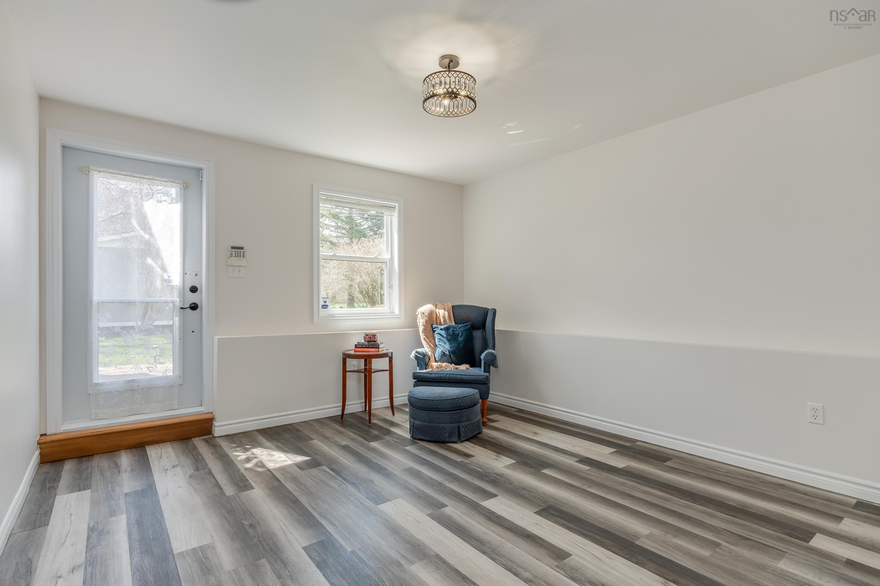 $590,000.00: 201A Mount Edward Road, Woodlawn