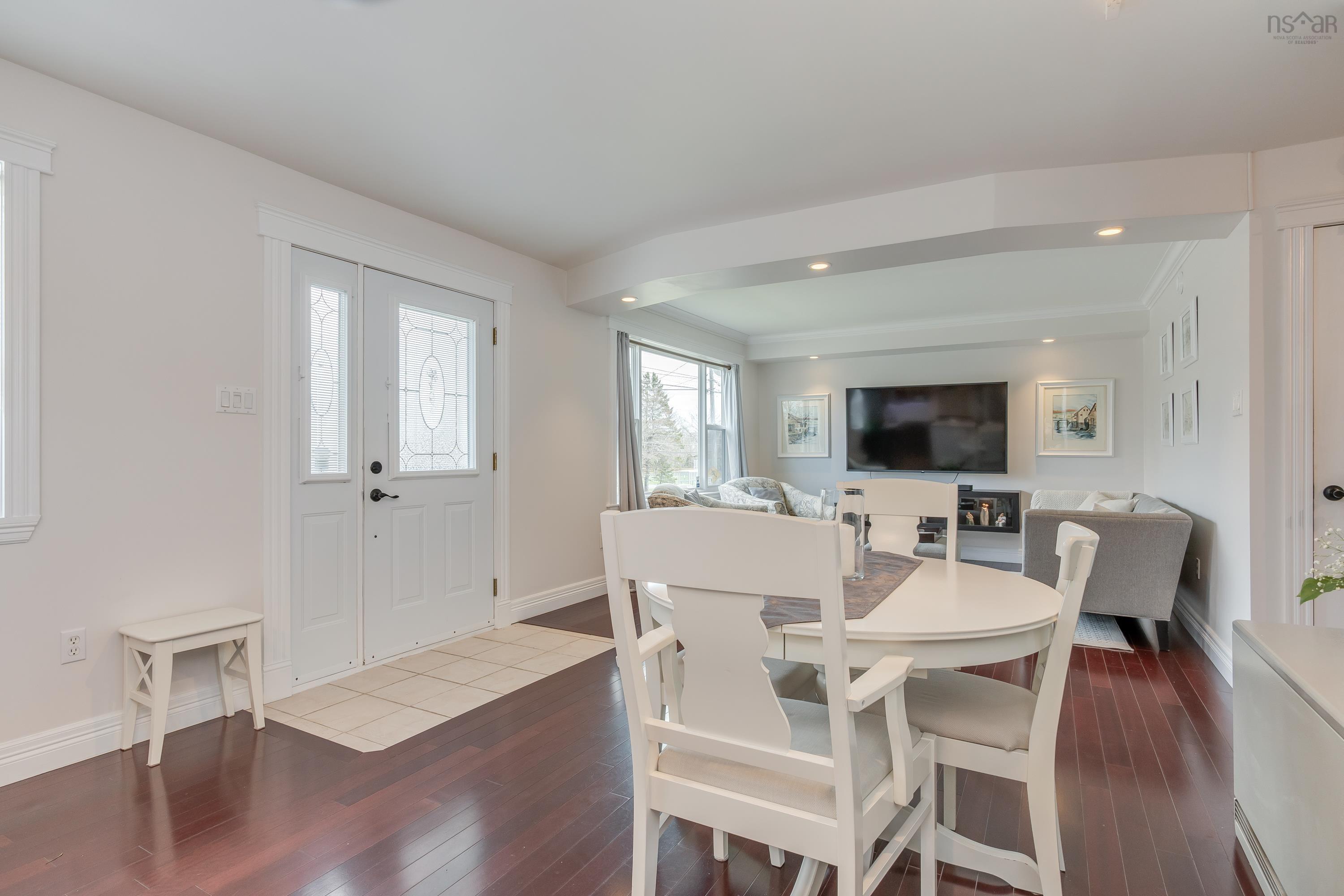 $590,000.00: 201A Mount Edward Road, Woodlawn