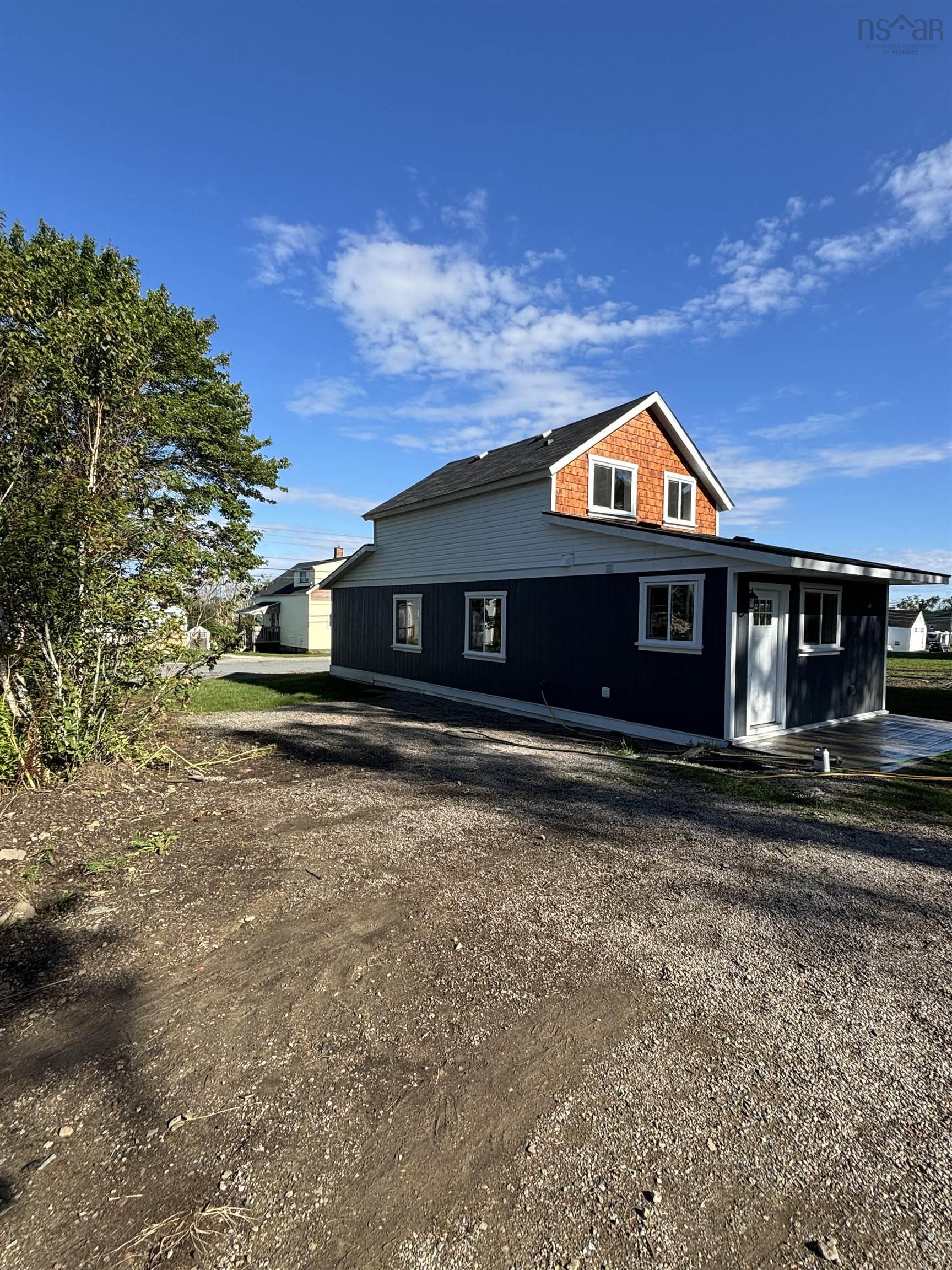 $290,000.00: 47 School Street, Glace Bay