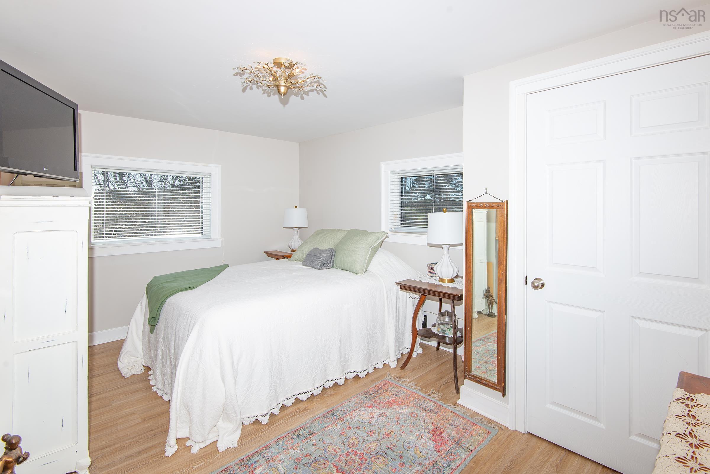 $320,000.00: 347 Highway 217, Freeport