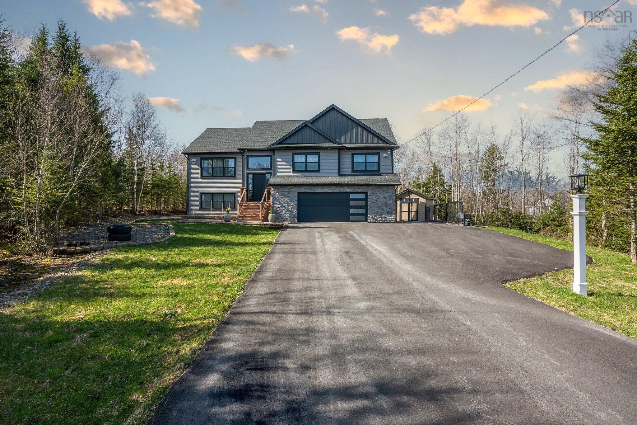 $889,900.00: 117 McKenzie Lane, East Uniacke