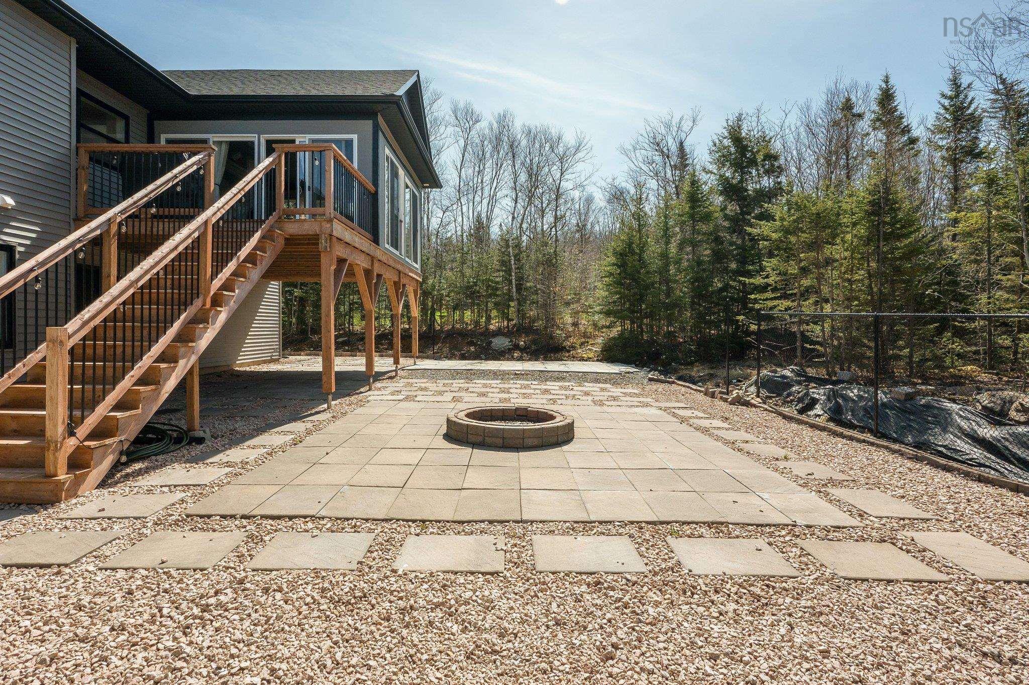 $889,900.00: 117 McKenzie Lane, East Uniacke