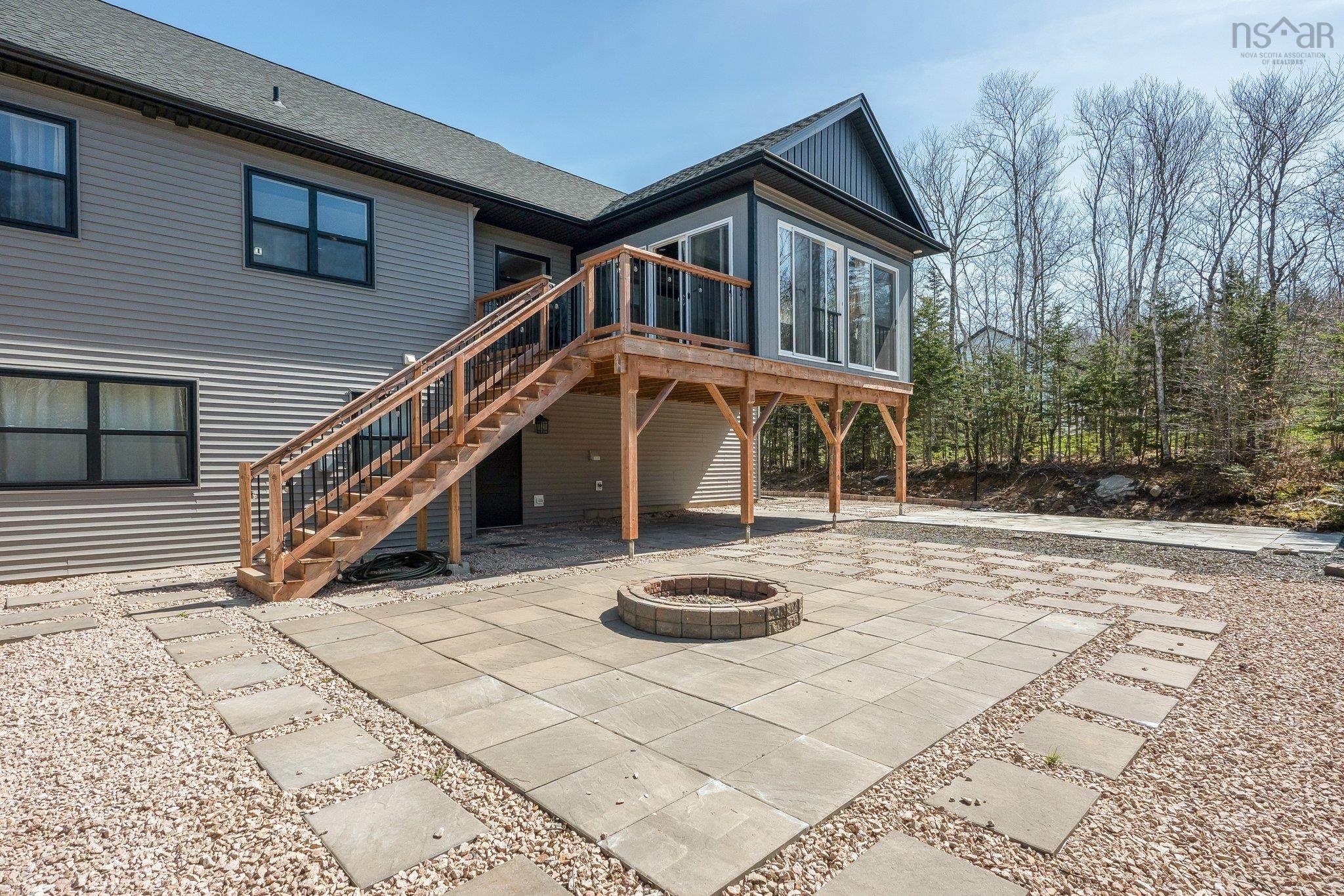 $889,900.00: 117 McKenzie Lane, East Uniacke